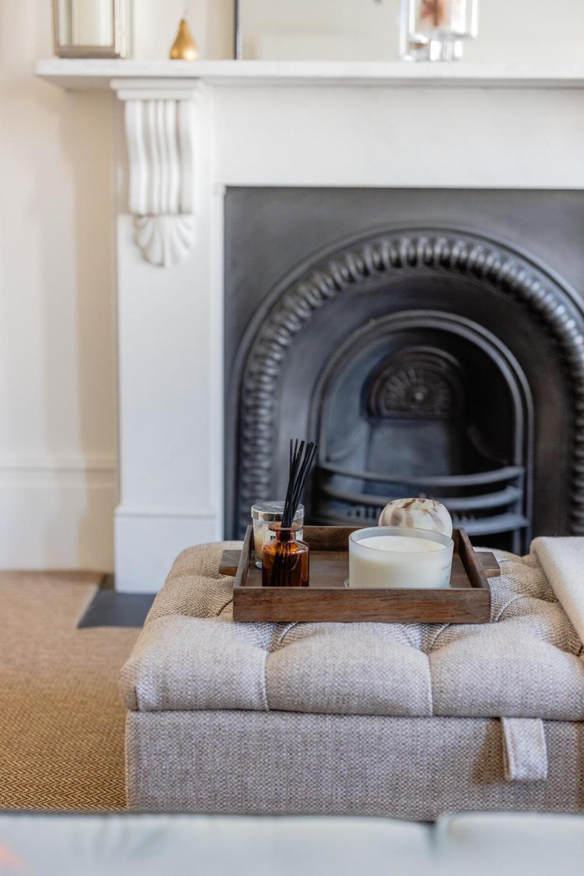 Apartment Elegant 1 Bed Kensington Flat- Sleeps 4