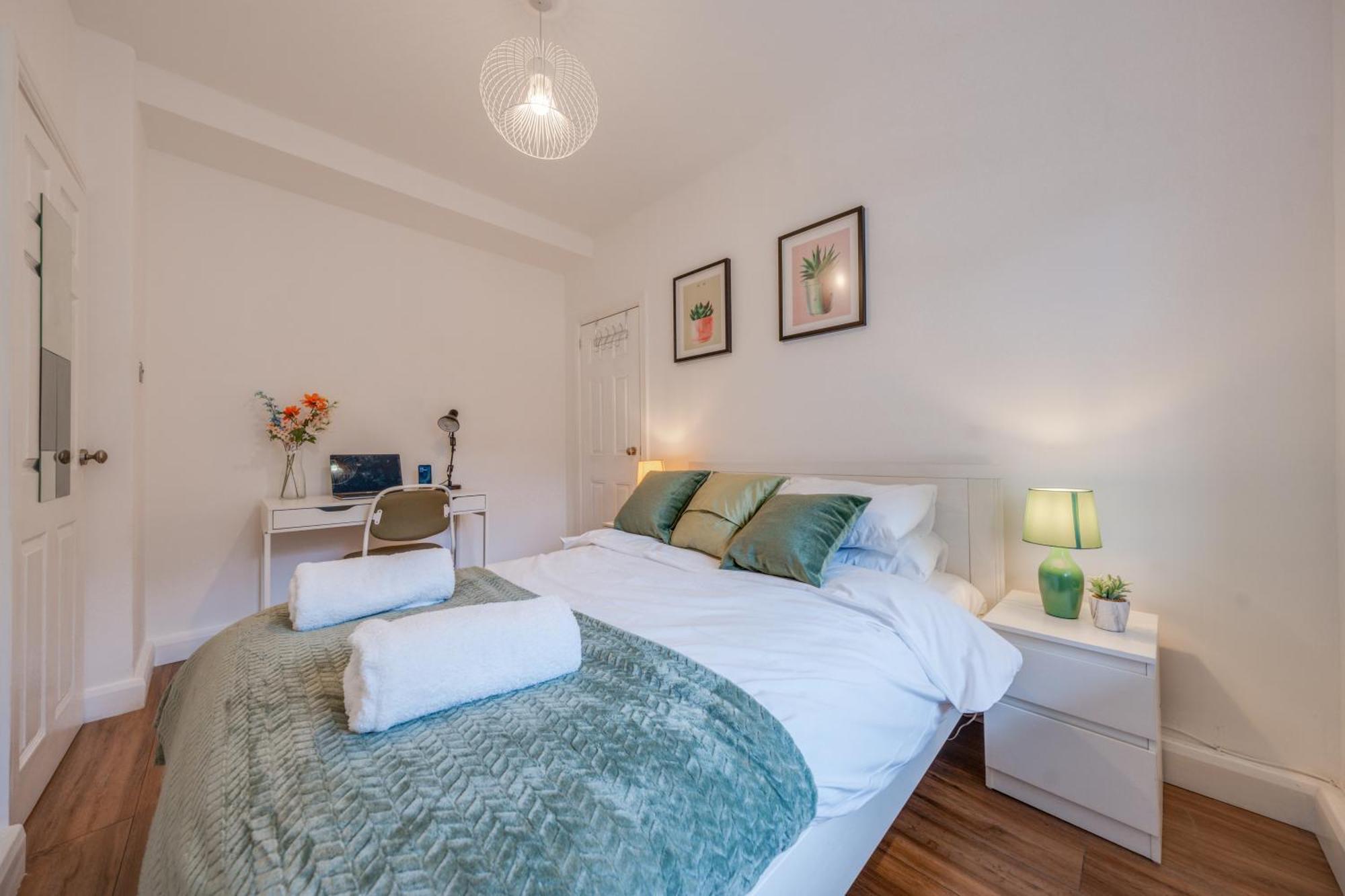 Stylish Flat, Bridge, Free Weekend Parking Lägenhet *