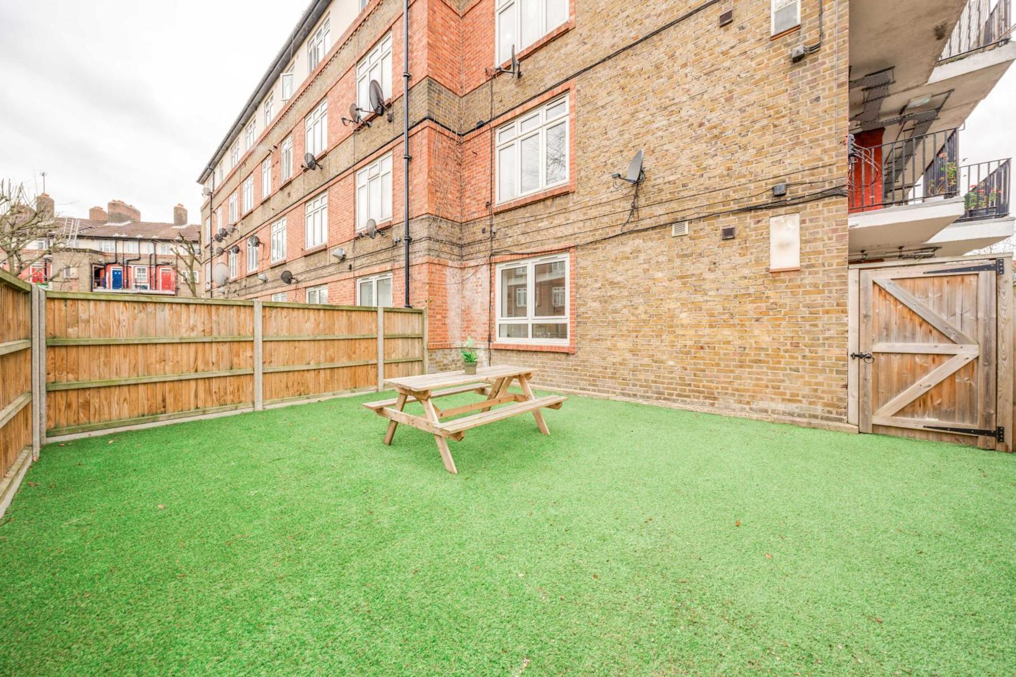 Stylish Flat, Bridge, Free Weekend Parking Lägenhet London