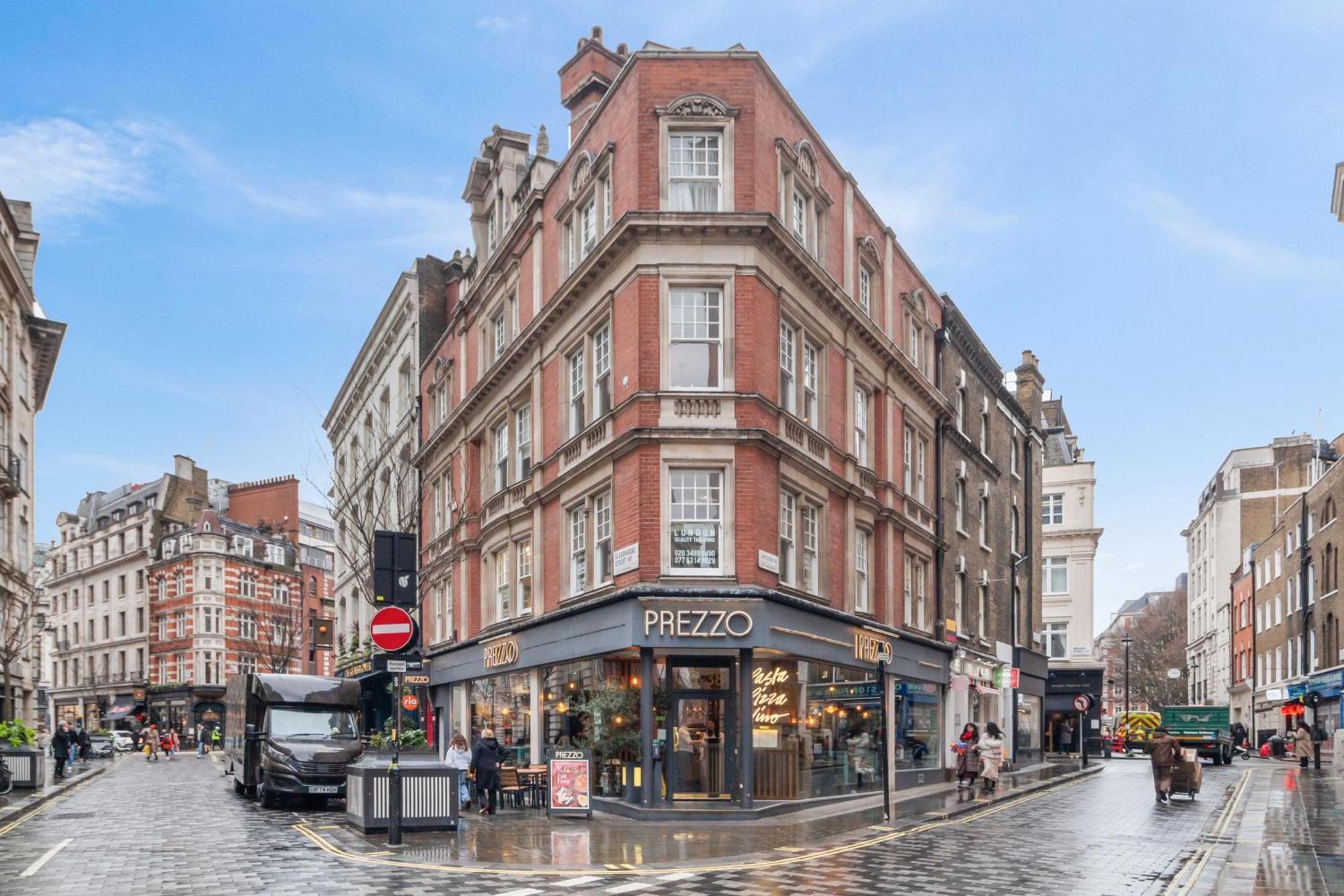 Elegant 3-bedroom In The Heart Of Piccadilly Circus No Lift- 4gl Appartamento *