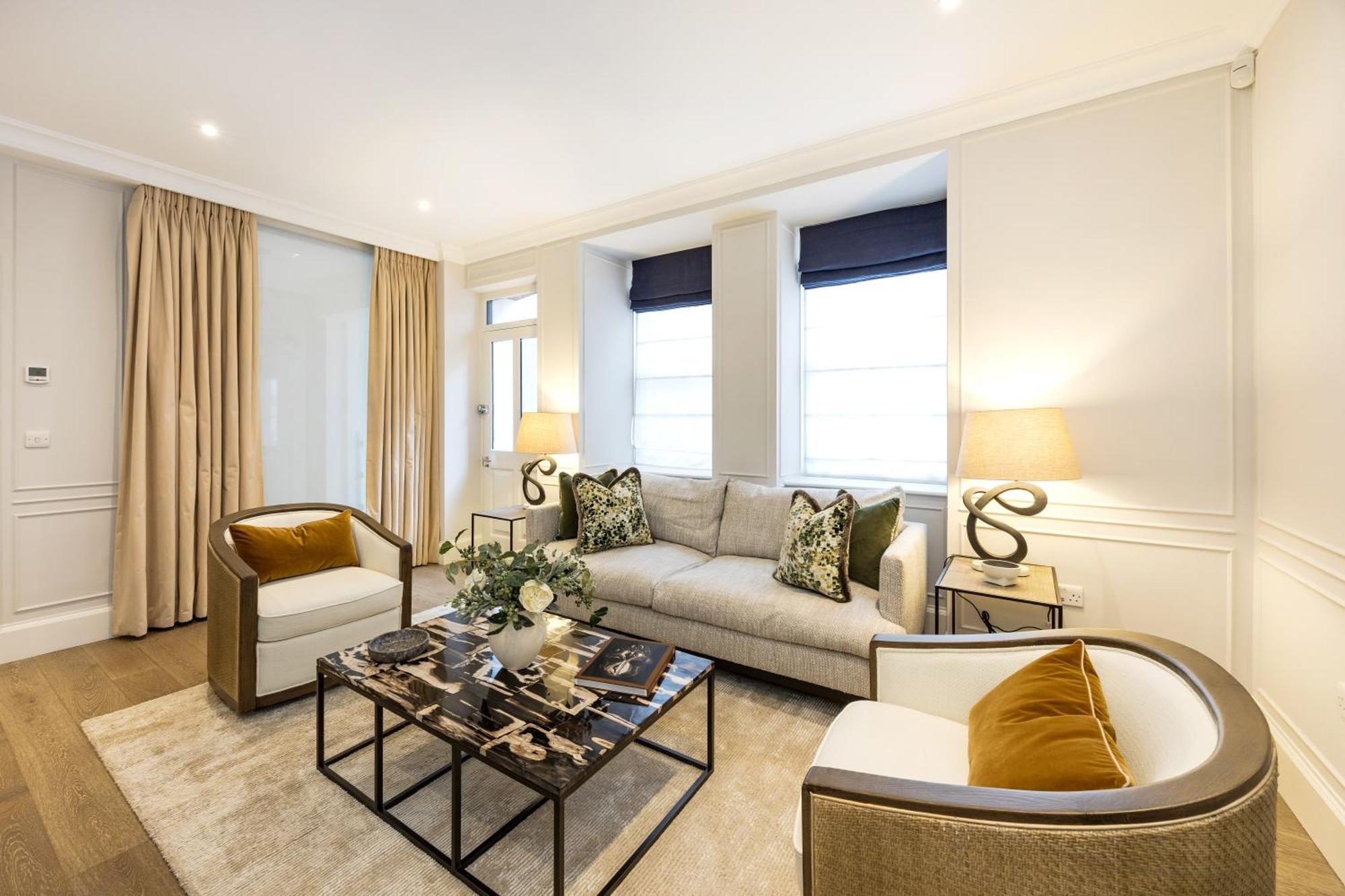 Buckingham & Lloyds Knightsbridge 5* Londen