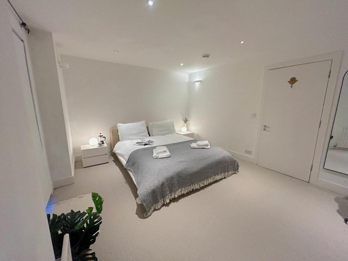 Sophisticated 2 Bed Apartment, Hyde Park Appartement Londen
