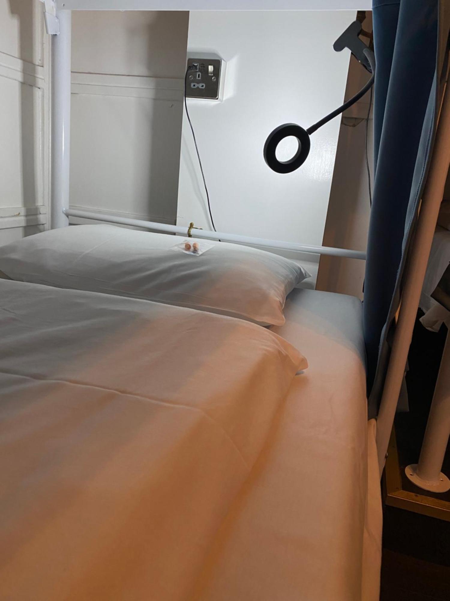 The Walrus Bar&hostel Hostel London