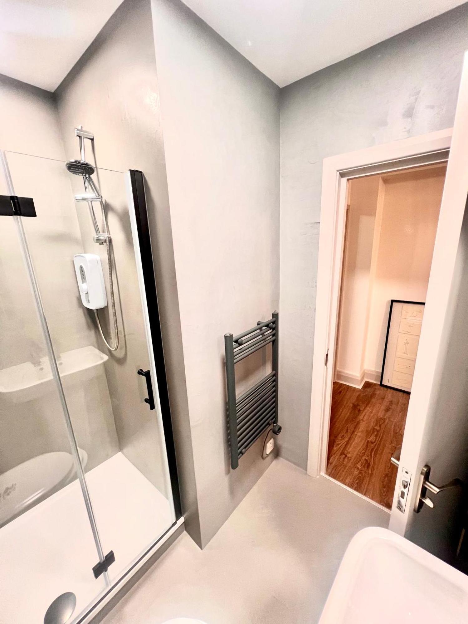 Apartment Fully Refurbed 2025 1 Minute To Old Street Station