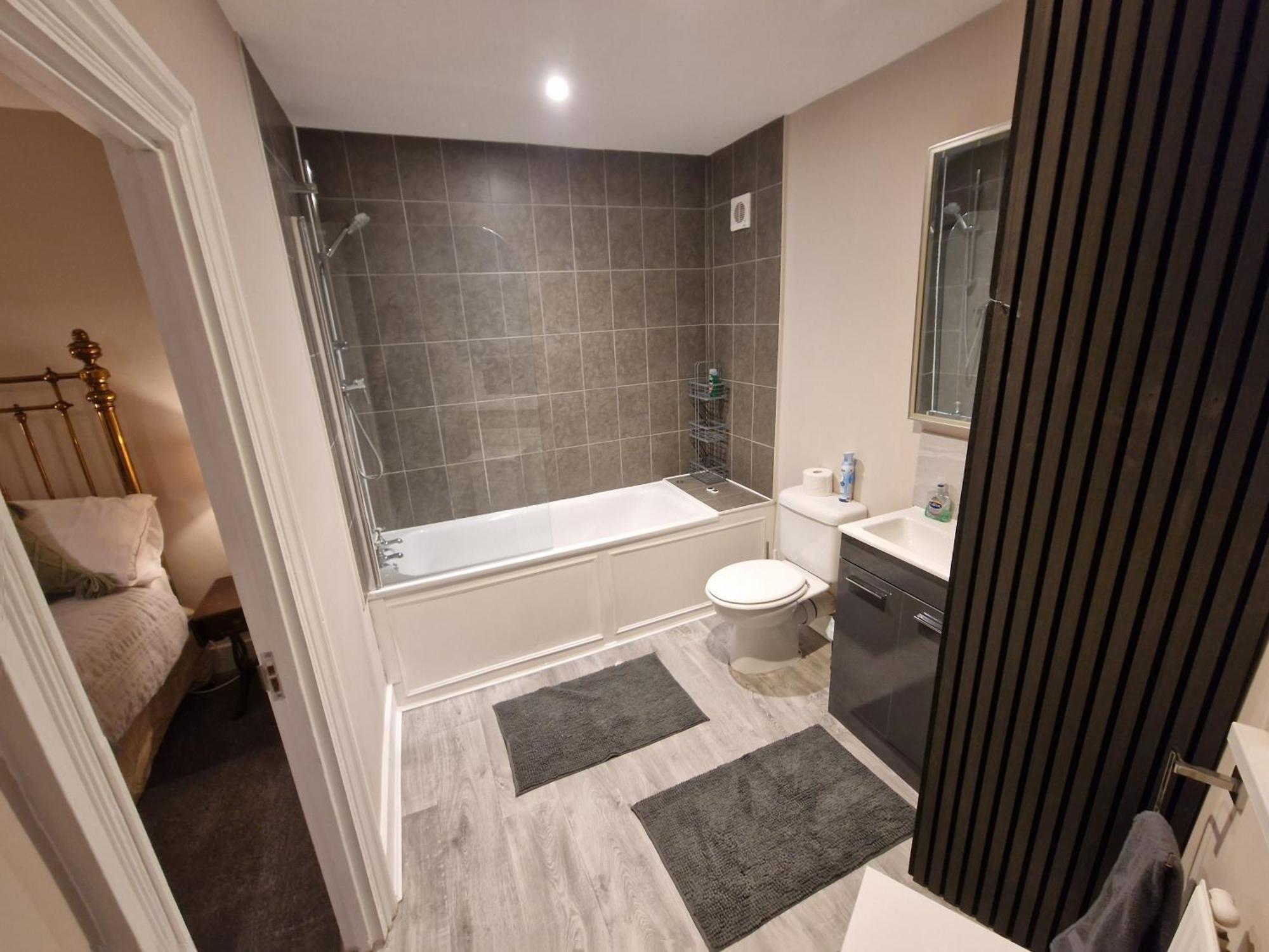 The Bean - Double Bedroom With Private Bathroom Bed & Breakfast *