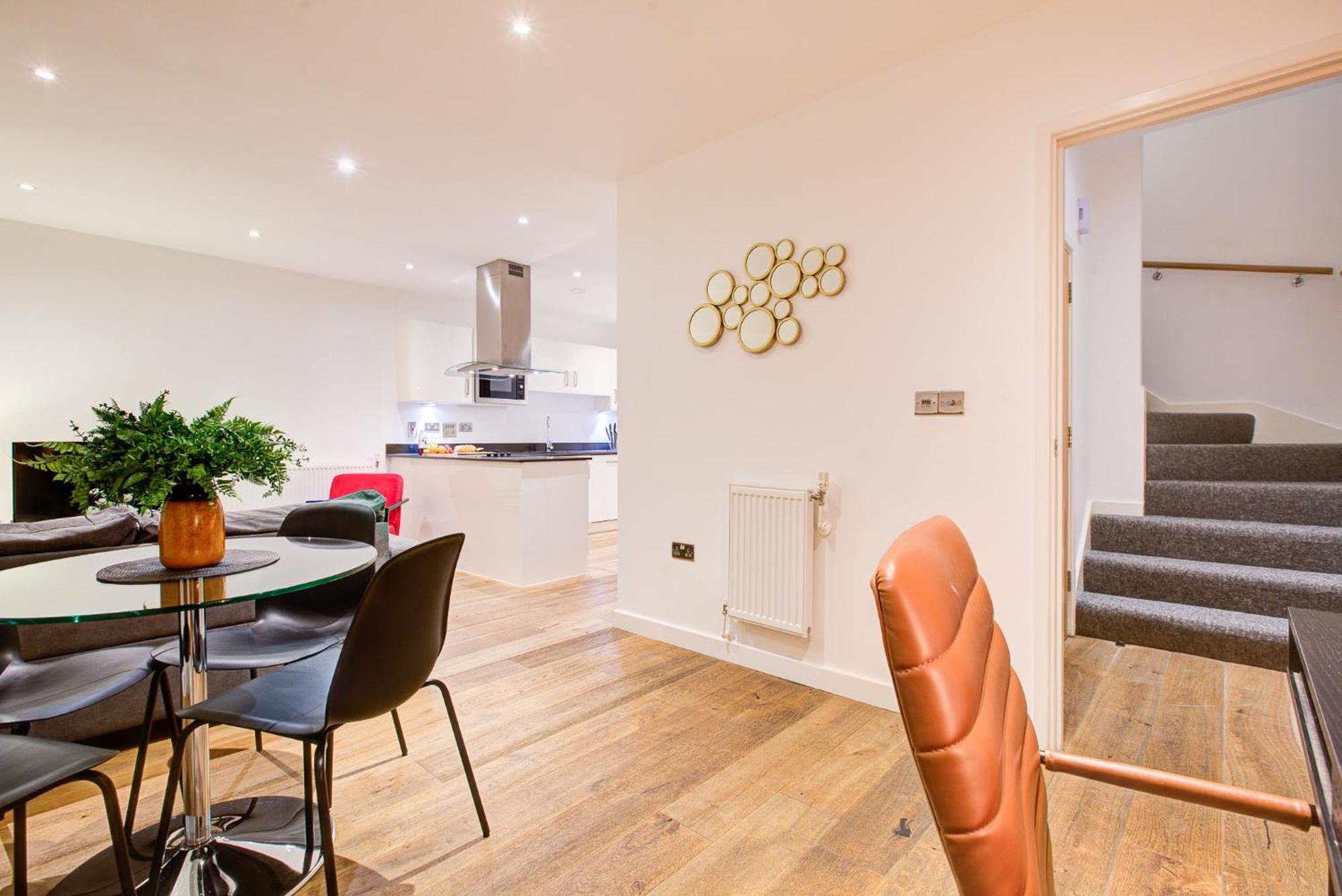 Appartement Hybrid Resi Greenwich Near O2 Arena Londen