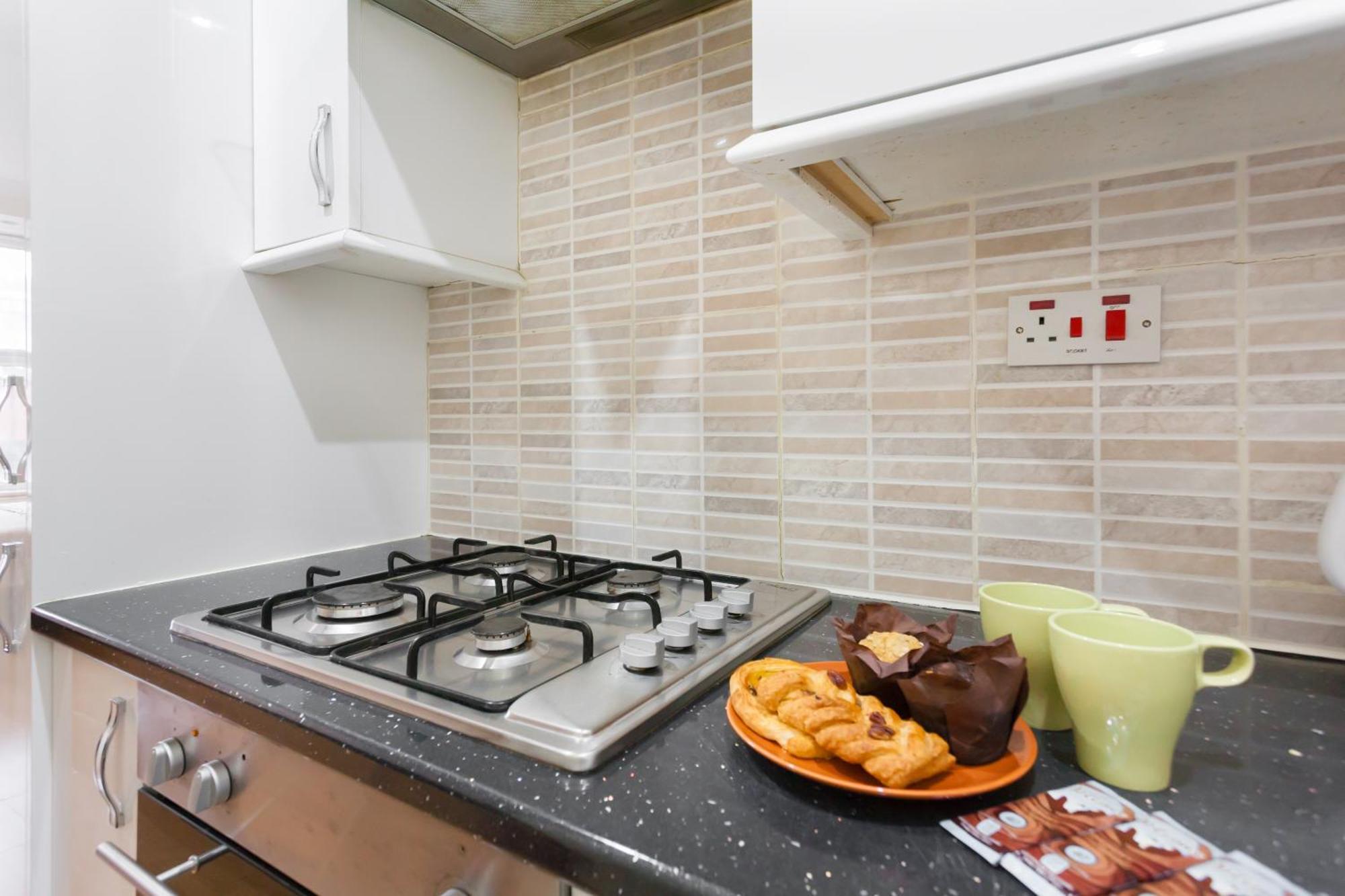 Kings Cross Comfortable - Eurostar Apartment London