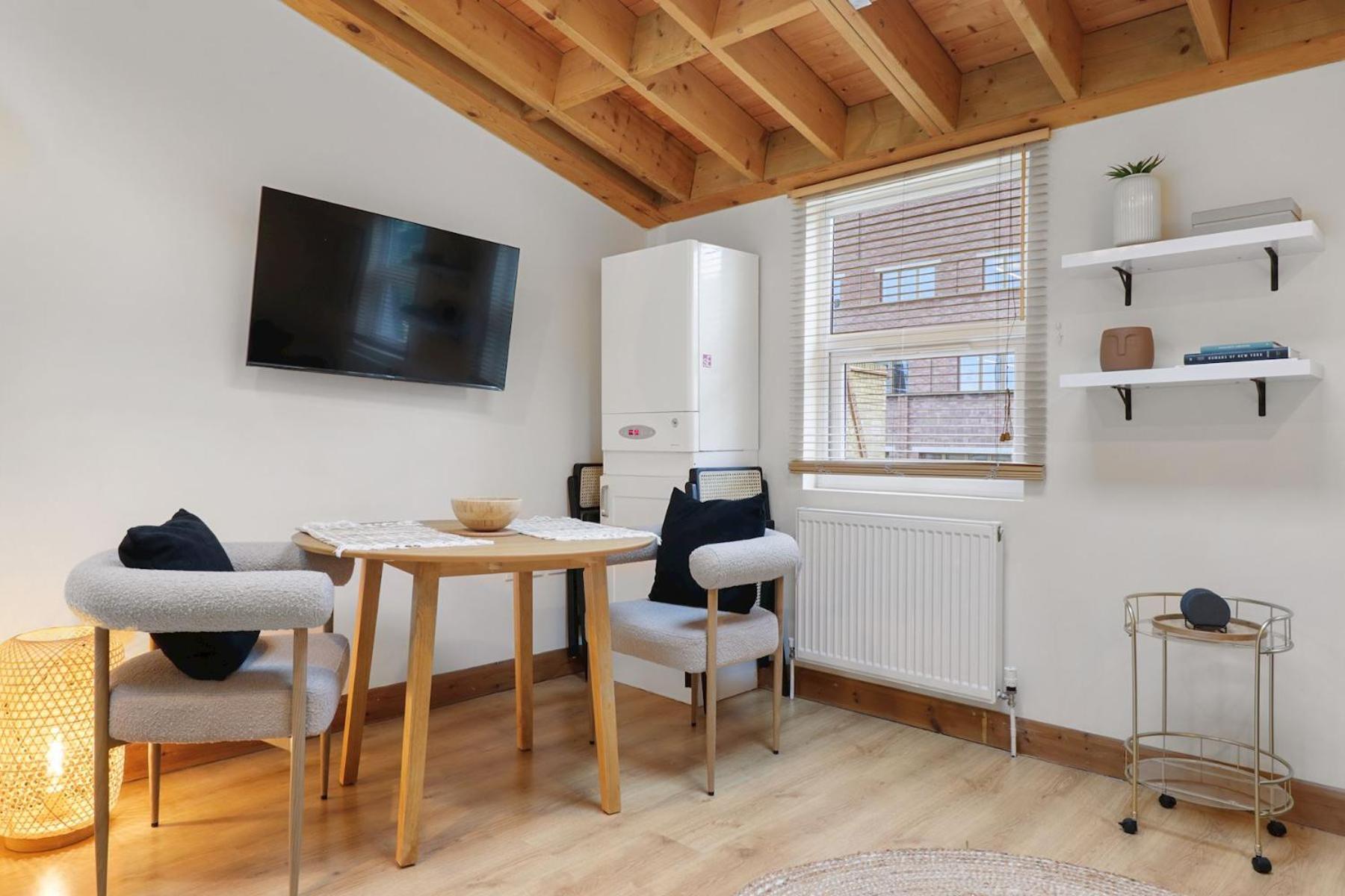 The Hoxton Loft - Floor Shoreditch Apartment London