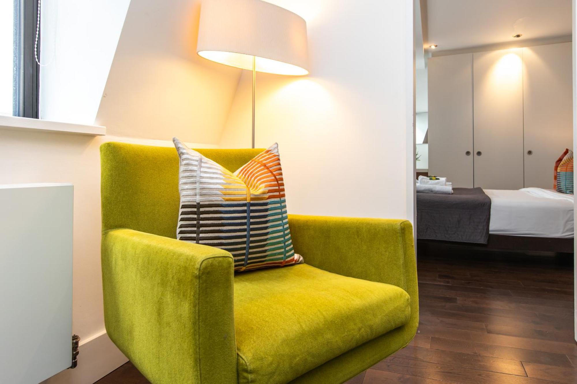 Charming 1br Near Monument Station! Londen