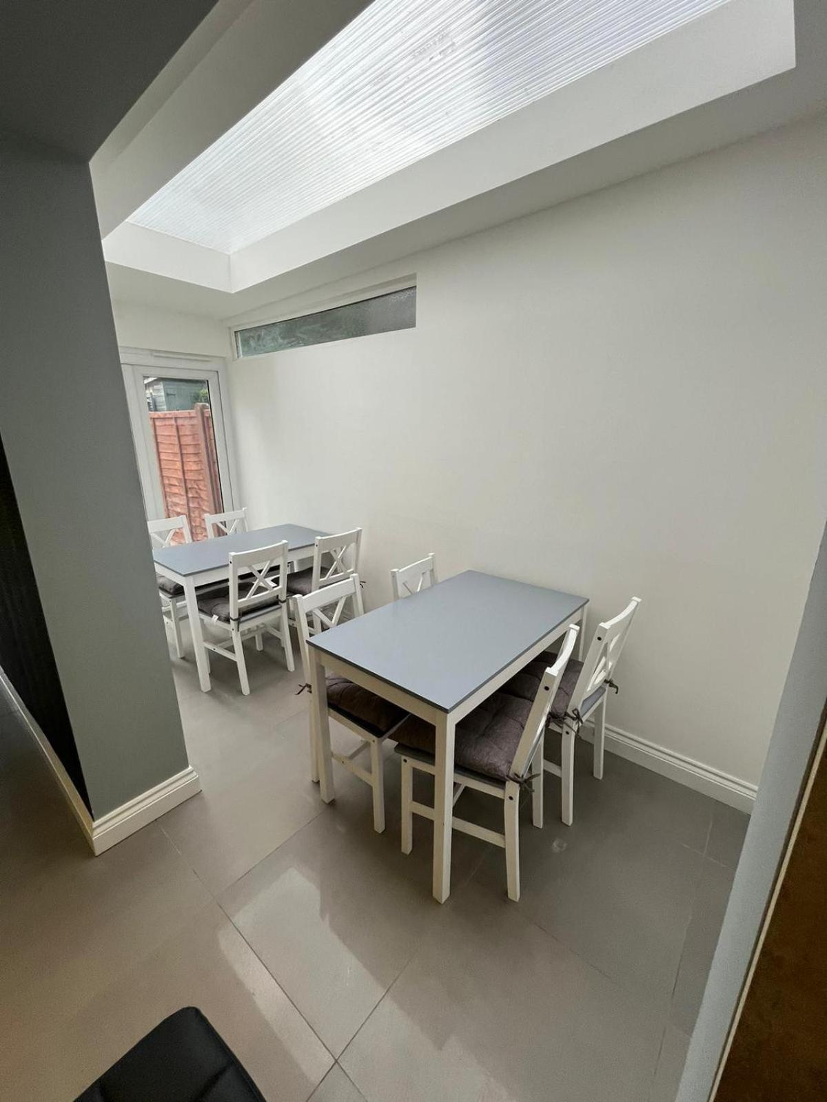Appartement 7 Bedroom, 3 Bathrooms, Garden, 20 Mins To Centre *