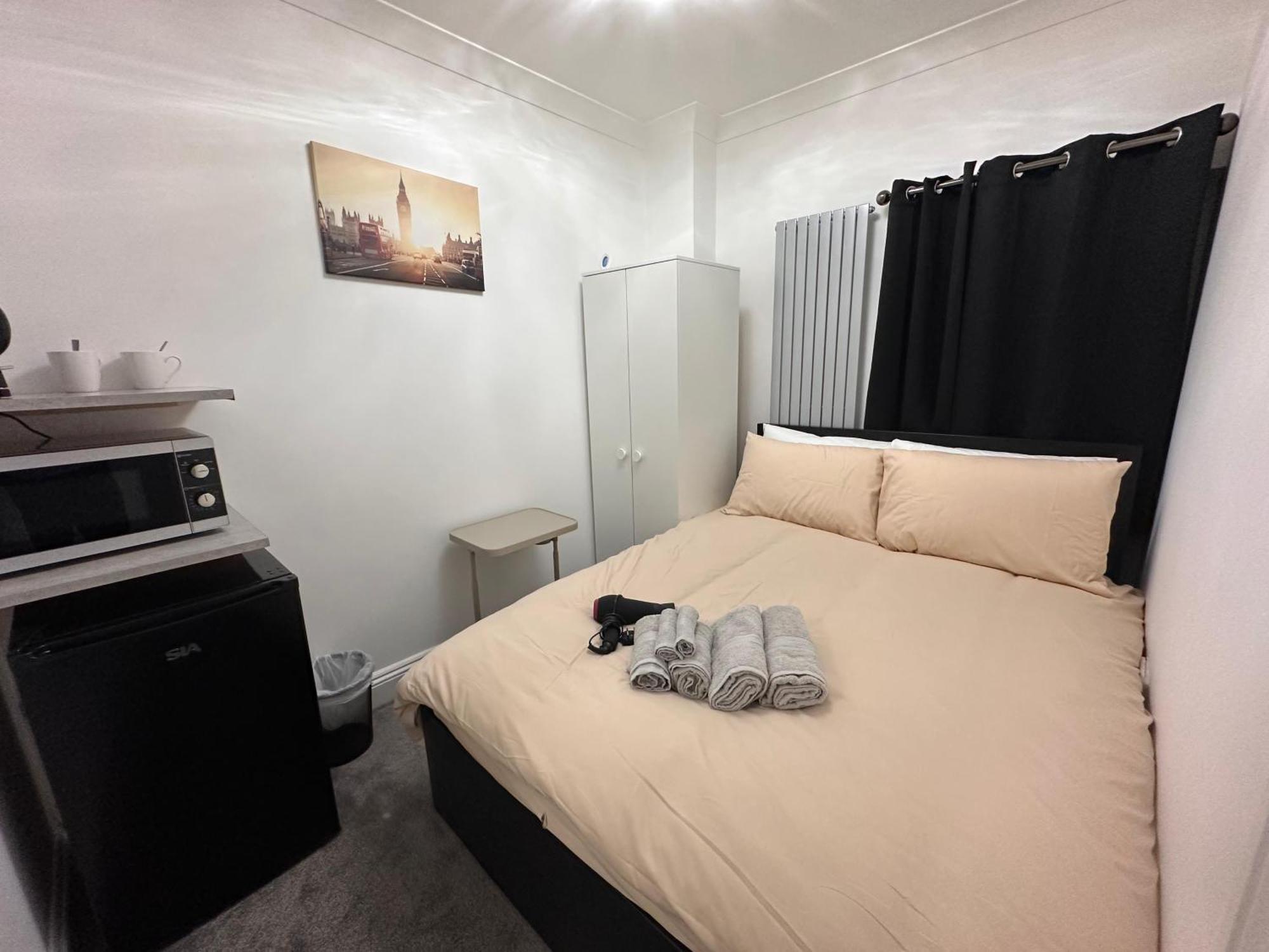Borough 5 Min Walk London