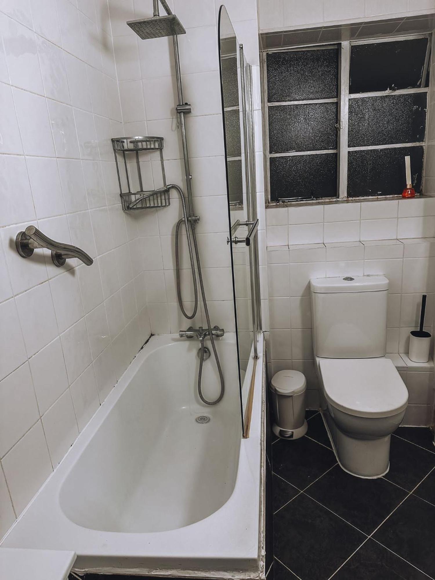 Lägenhet Cosy 2 Bedroom In Swiss Cottage. London