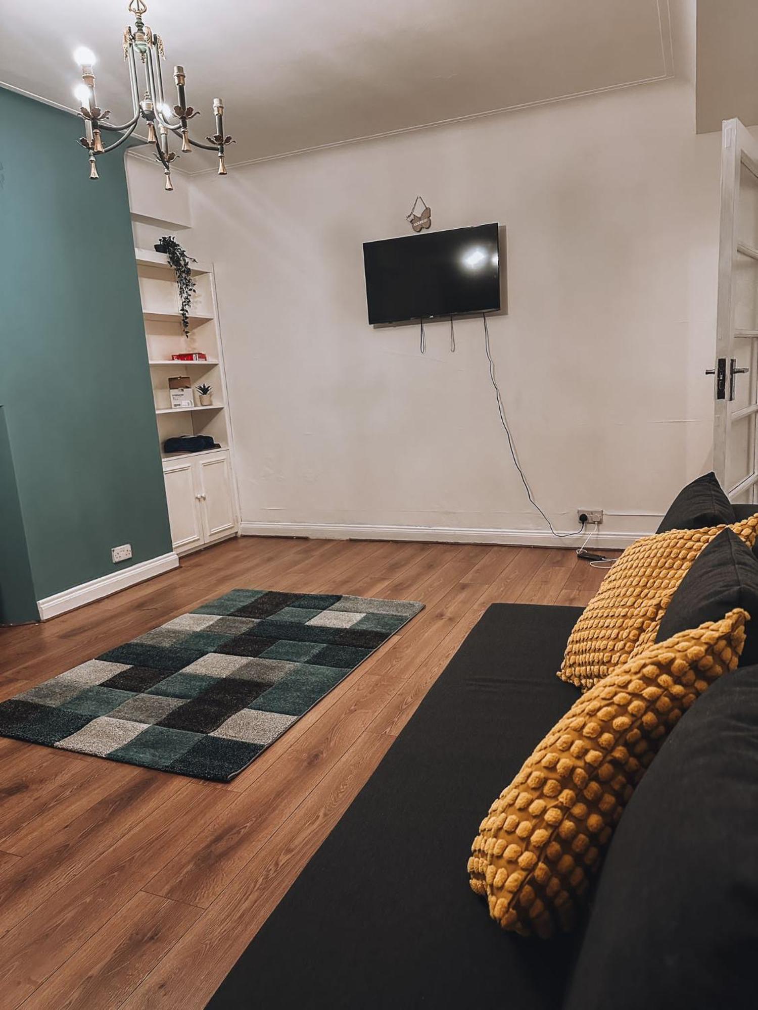 Cosy 2 Bedroom In Swiss Cottage. Lägenhet *