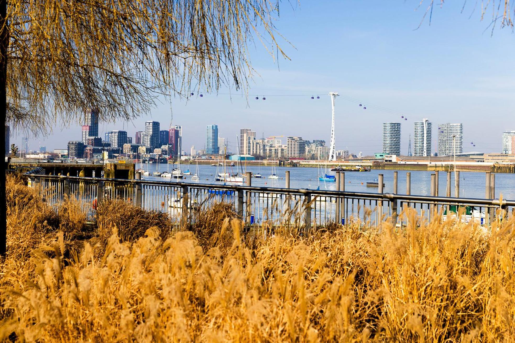 Peninsula Life- Stylish Greenwich 1bed Flat * Londen