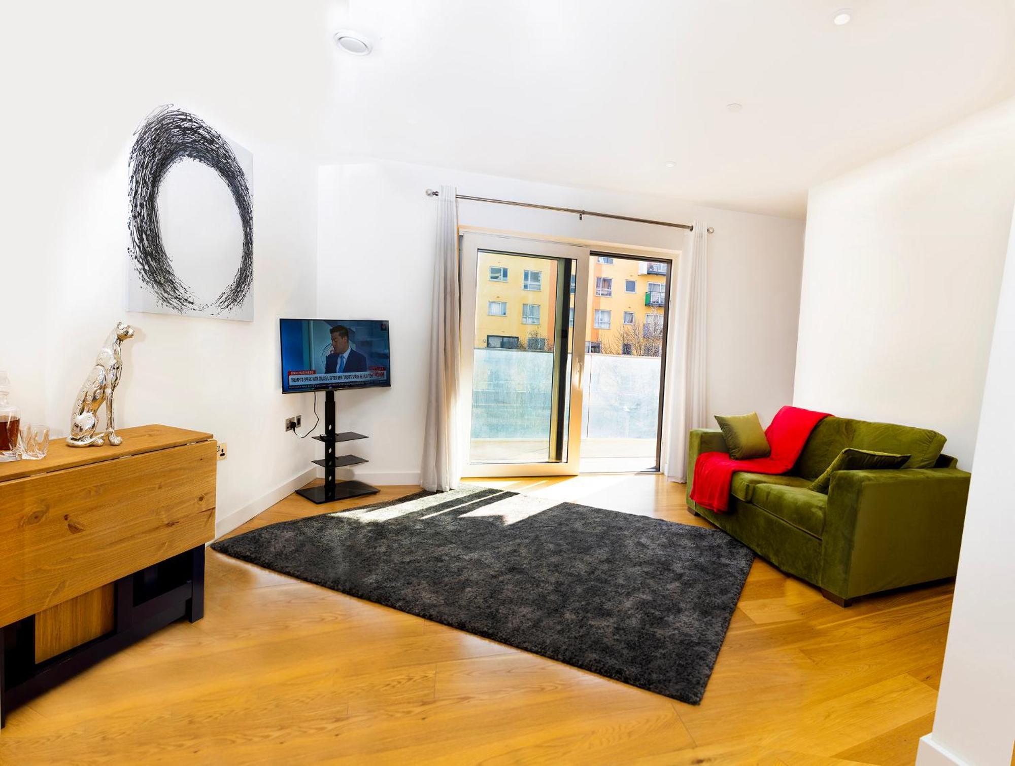 Peninsula Life- Stylish Greenwich 1bed Flat * Londen