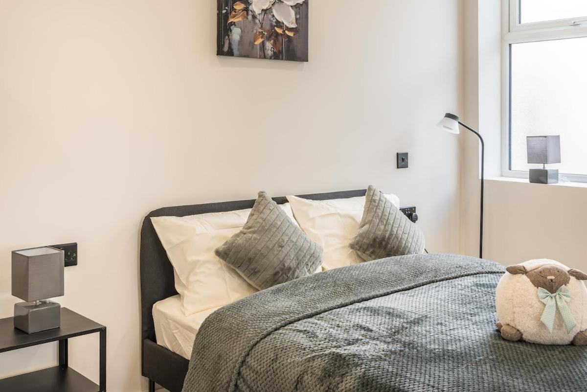 East16 Flat London