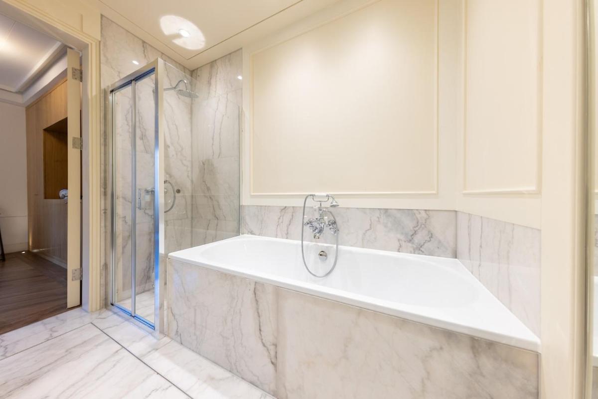 Entire Primrose Hill Townhouse - Modern Oasis #2 Ferienhaus *