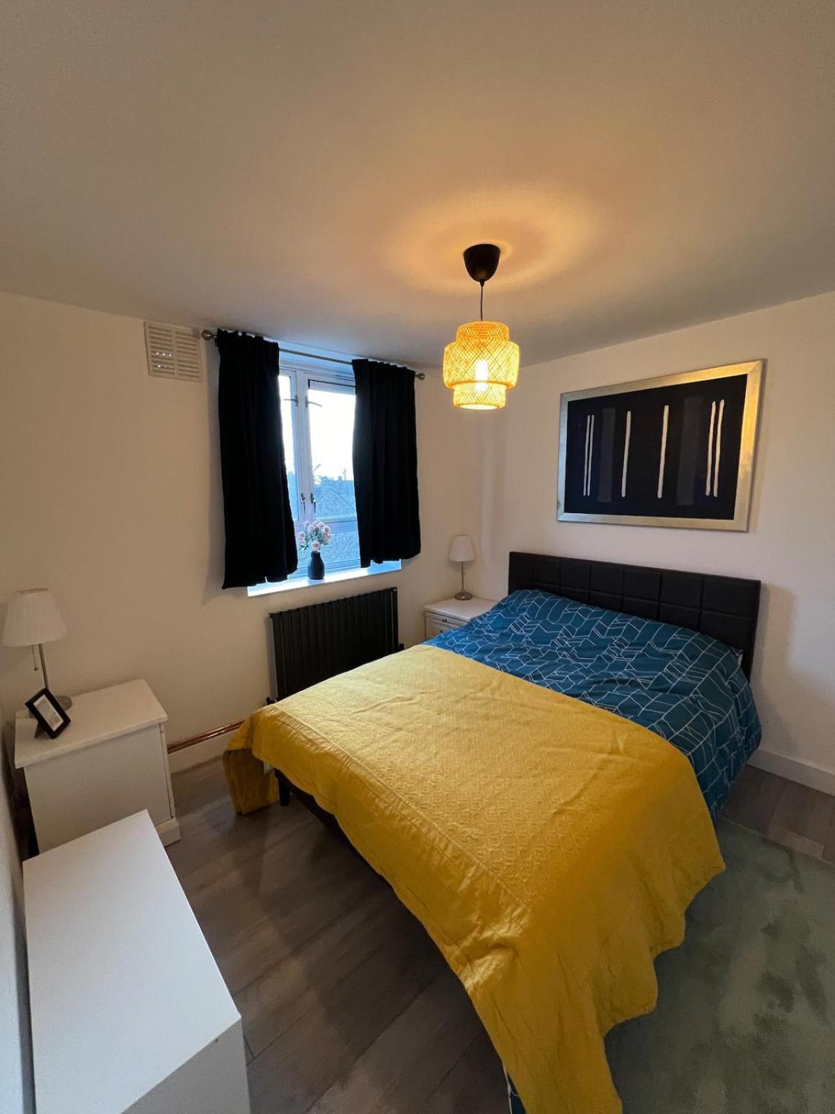 Amazing Location 2 Bed Swiss Lejlighed