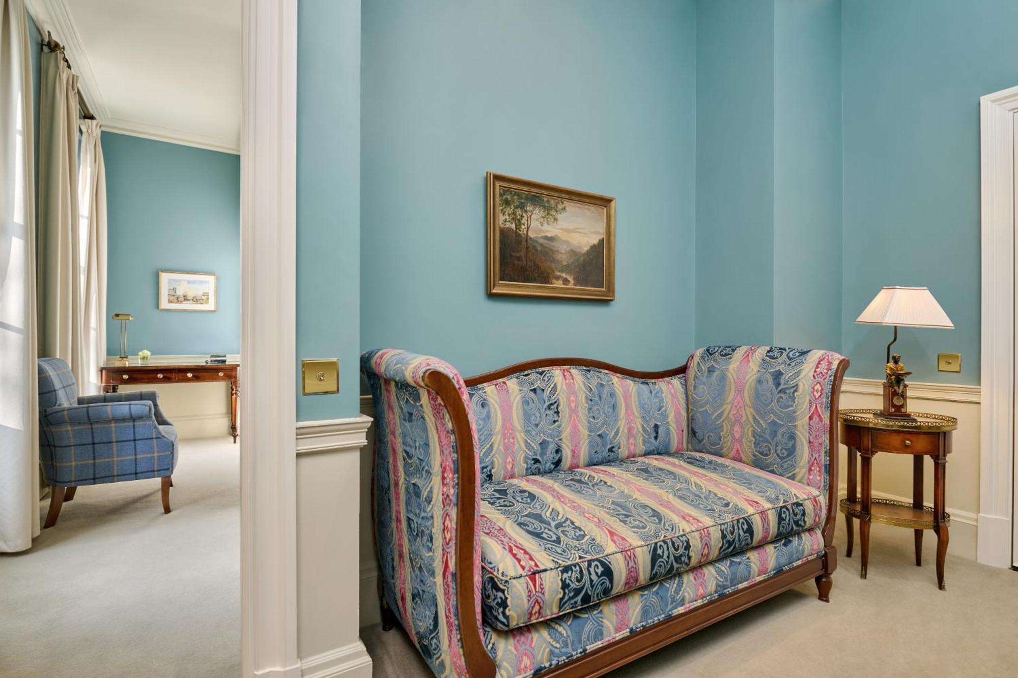 Roseate House Hotel 5*
