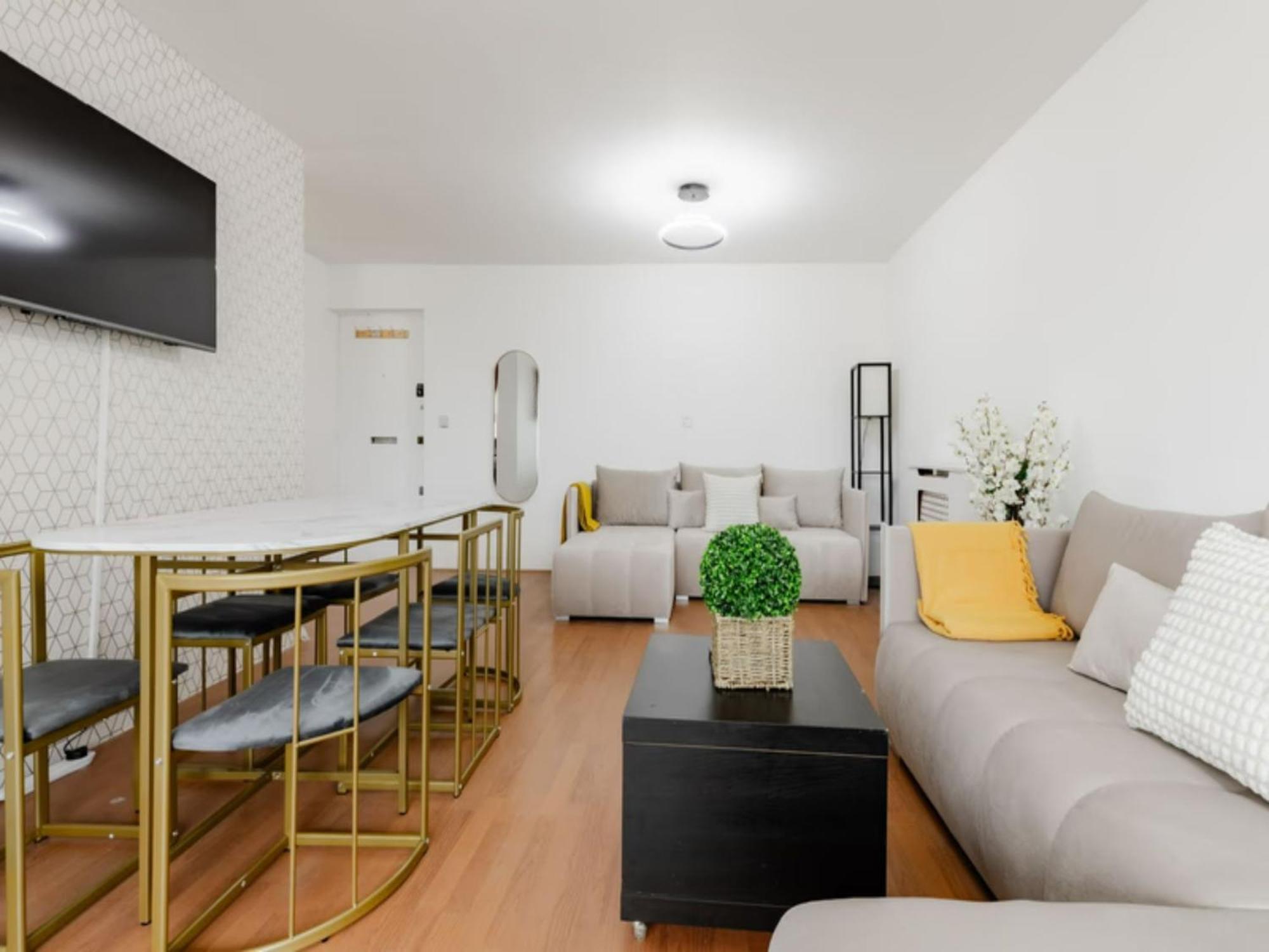 Luxurious Entire In Paddington Apartment London