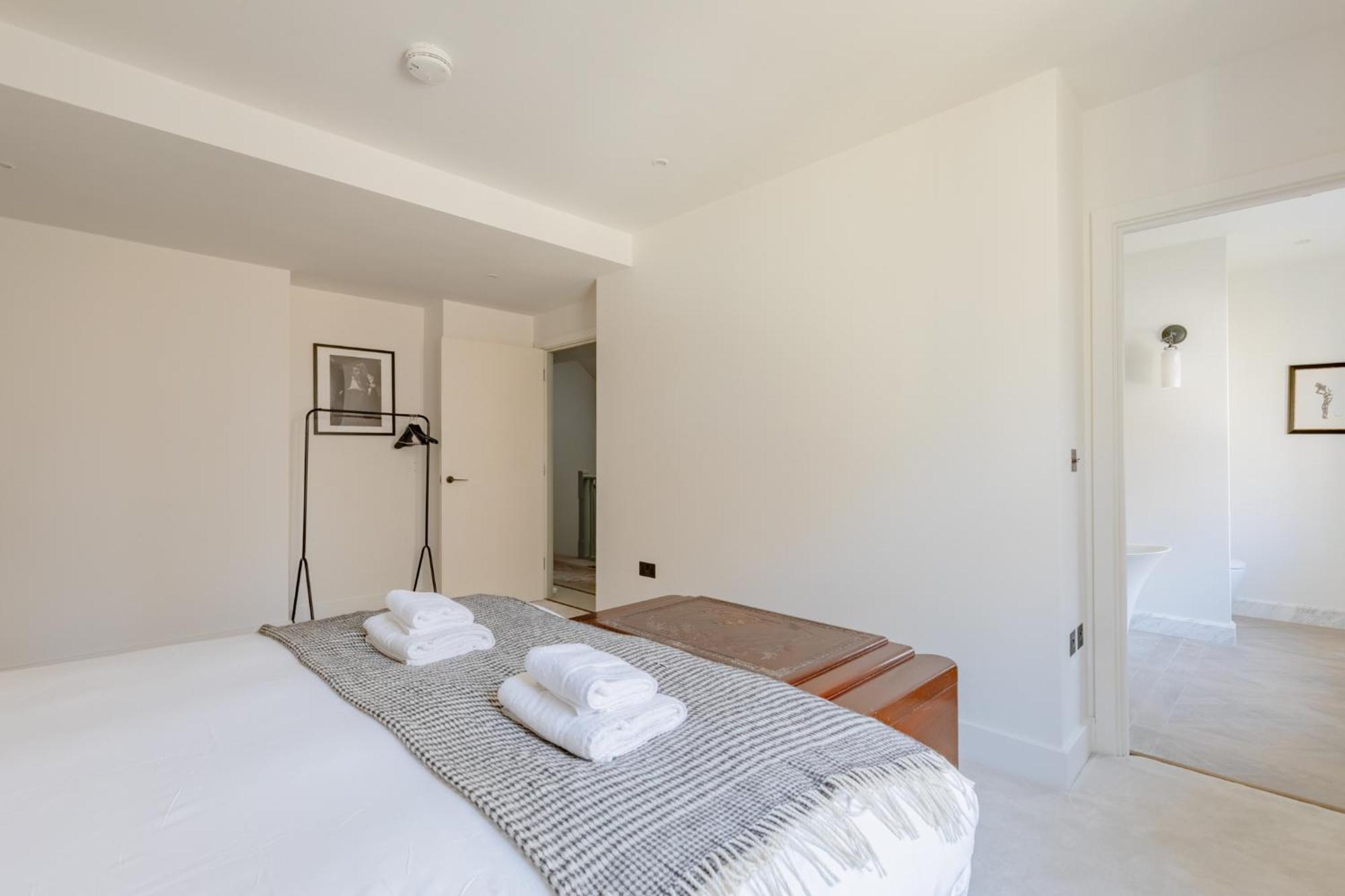 Ferienhaus Impeccably Curated 2bd South East *