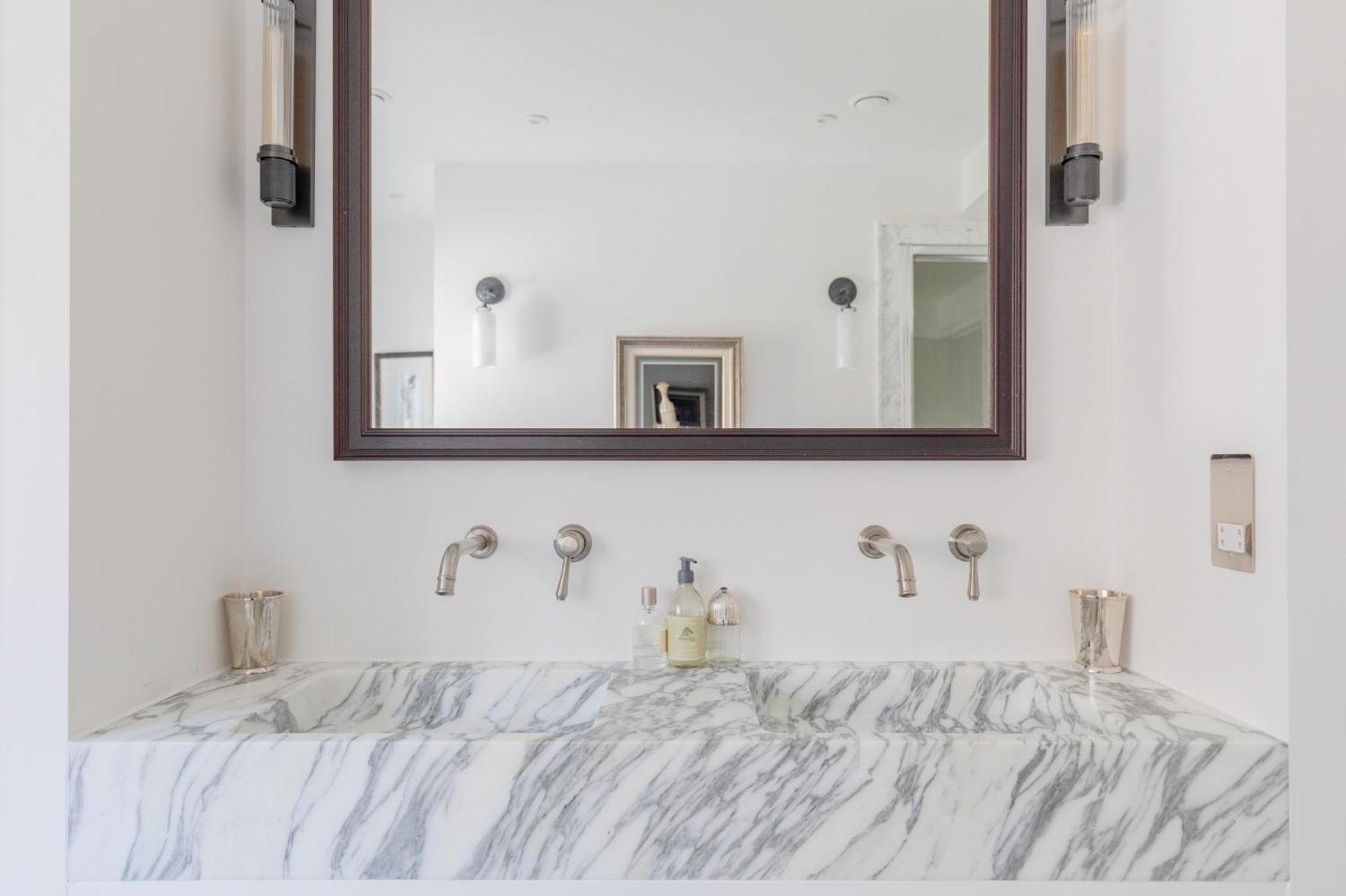 Impeccably Curated 2bd South East Ferienhaus