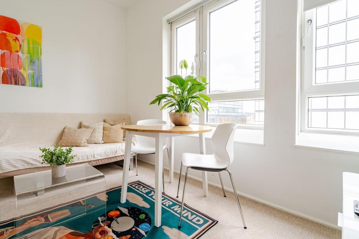 Lägenhet Skyline Loft Life In Old Street Up To 6 People! London
