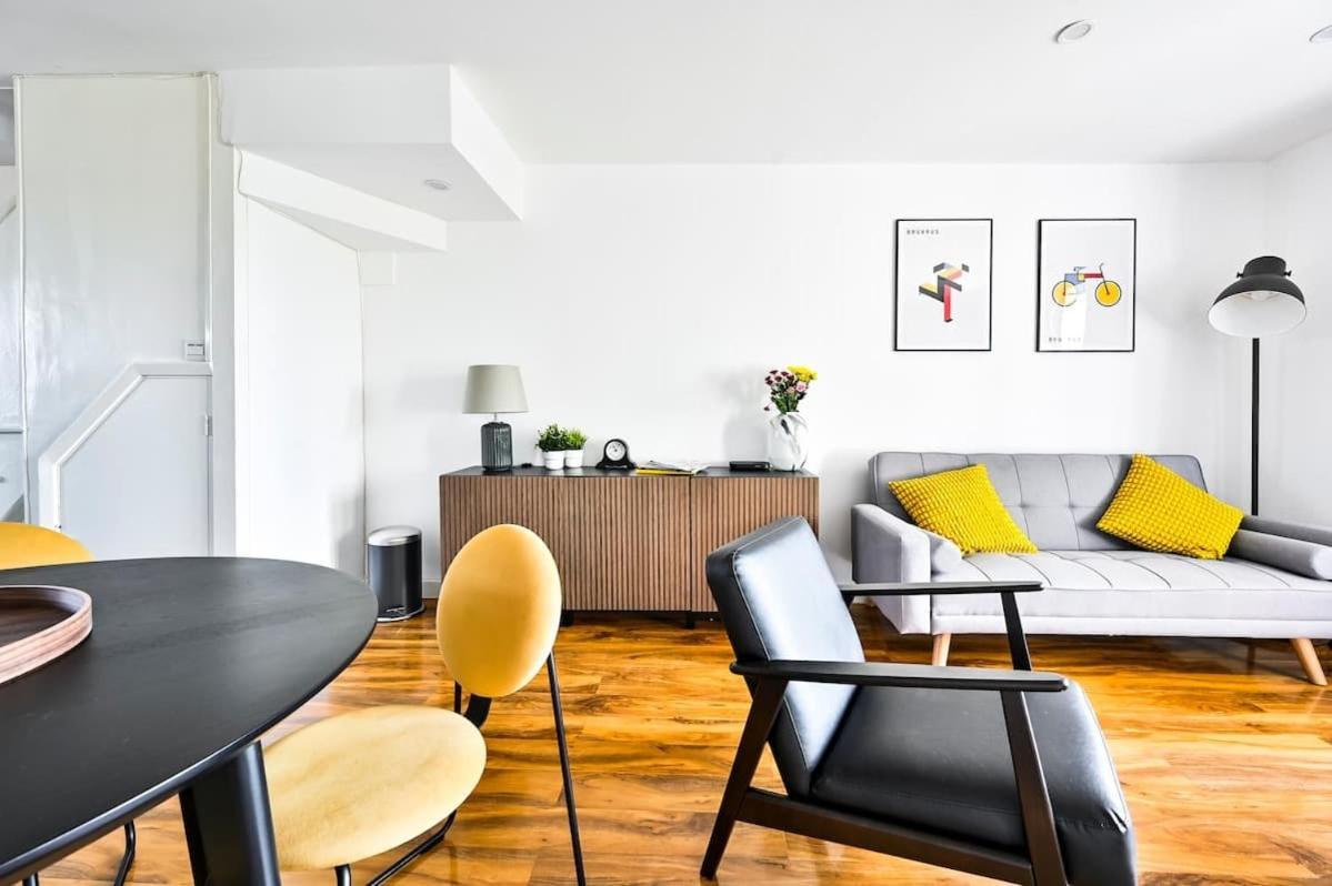 Lägenhet Spacious 2 Bed Duplex - Zone 1 - Workspace London