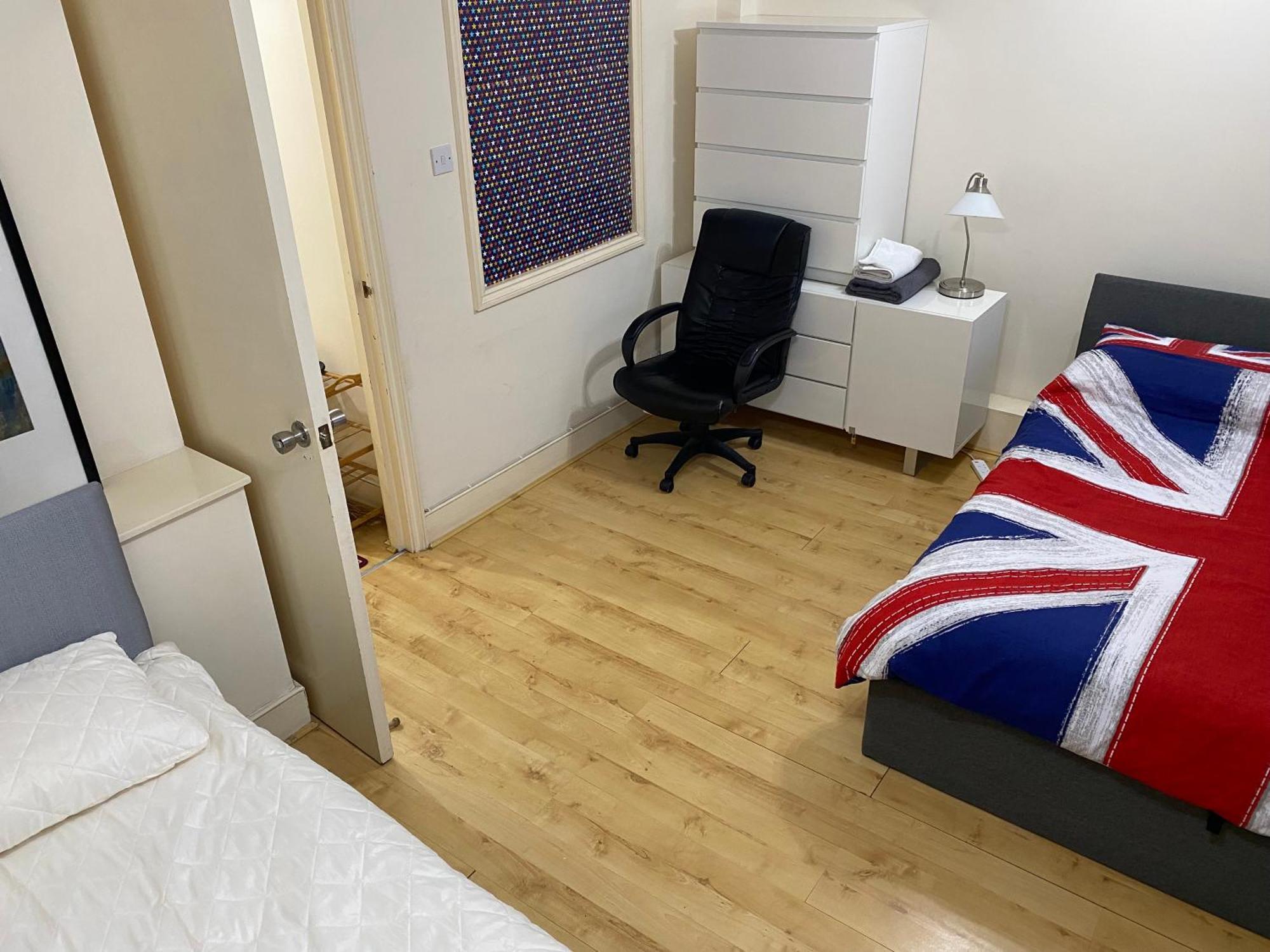 Privet Near Cambridge Heath Station London