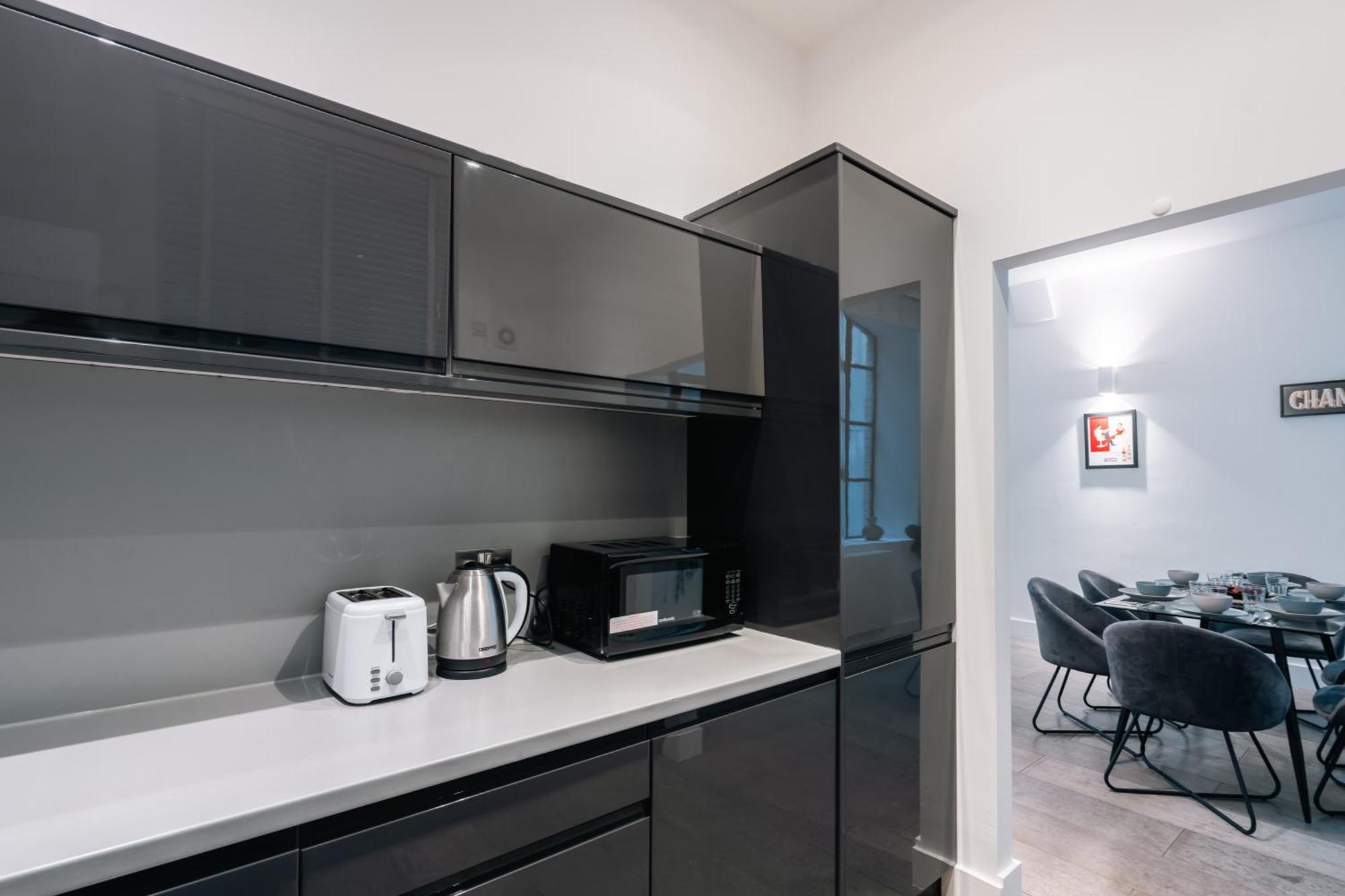 Stylish 2-bedroom Flat With Balcony In Clerkenwell * Londres