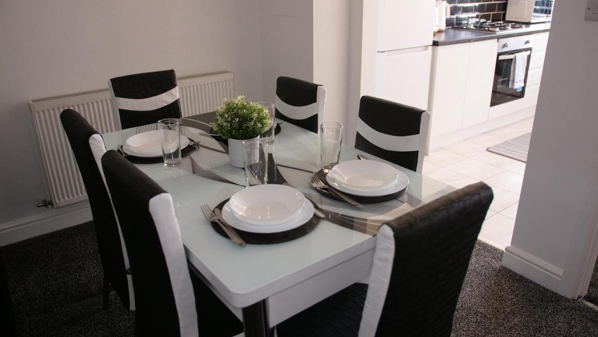 Appartement Stylish 4 Bd Ft Ldn Parking