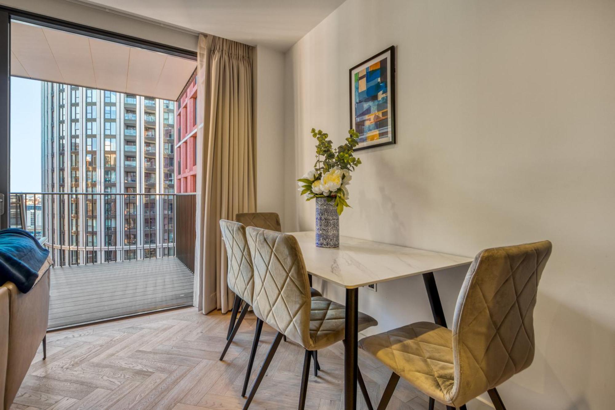 Apartment Hyde Park Beauty 2br 2ba Balcony London
