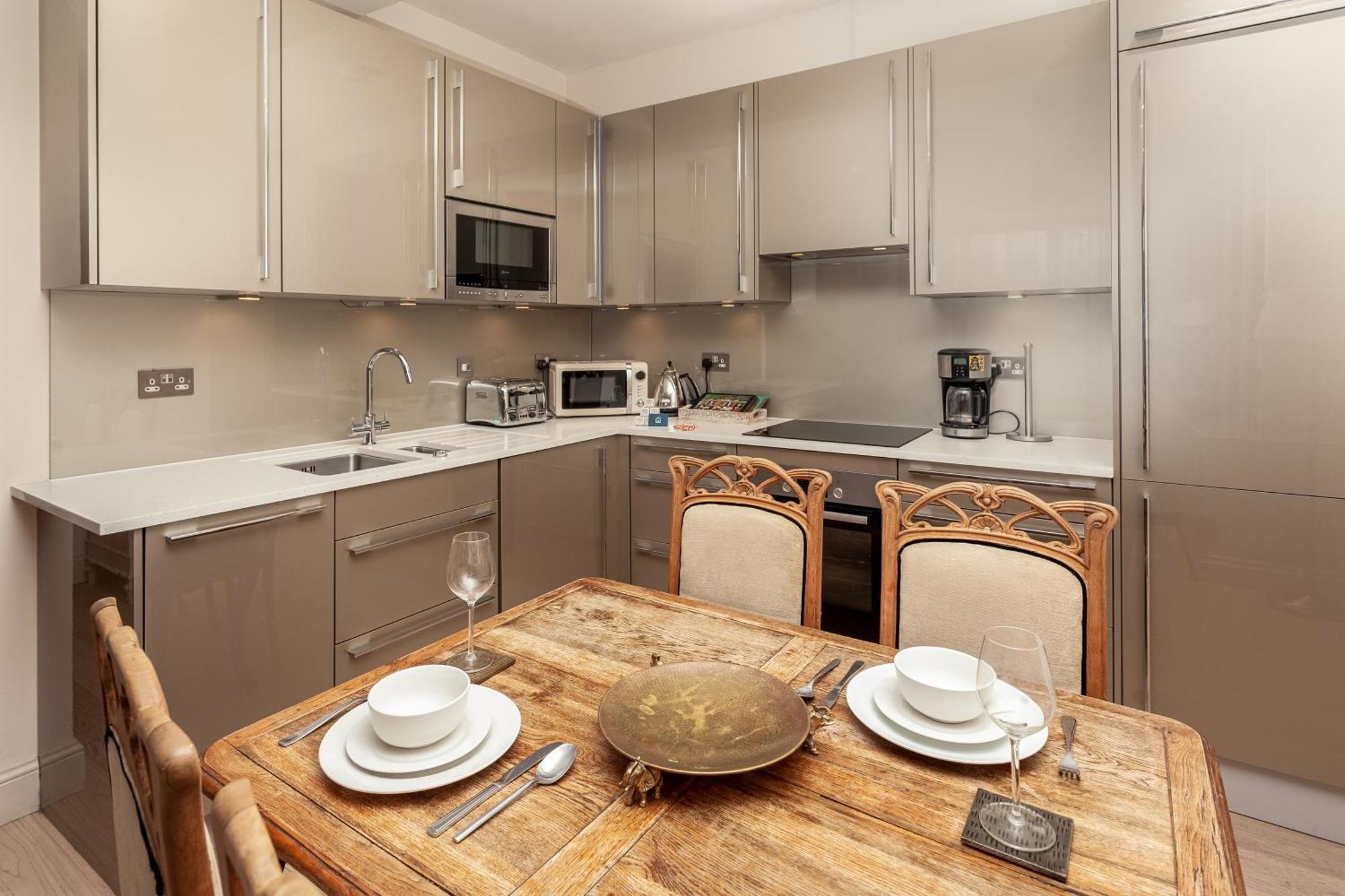 Stylish One Bedroom Oasis, Kensington Appartement *