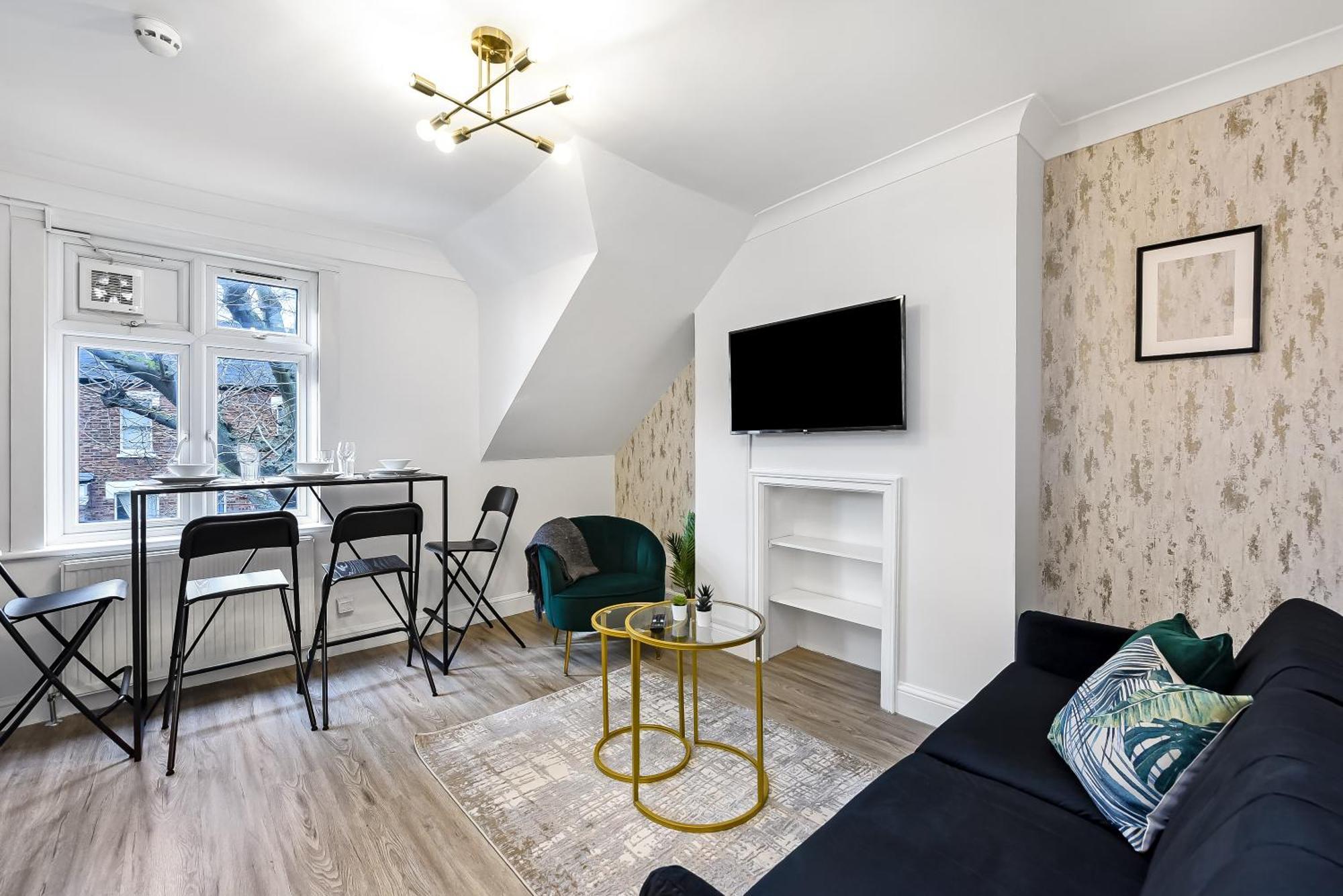 Spacious 2bed In Hampstead Close To Transport