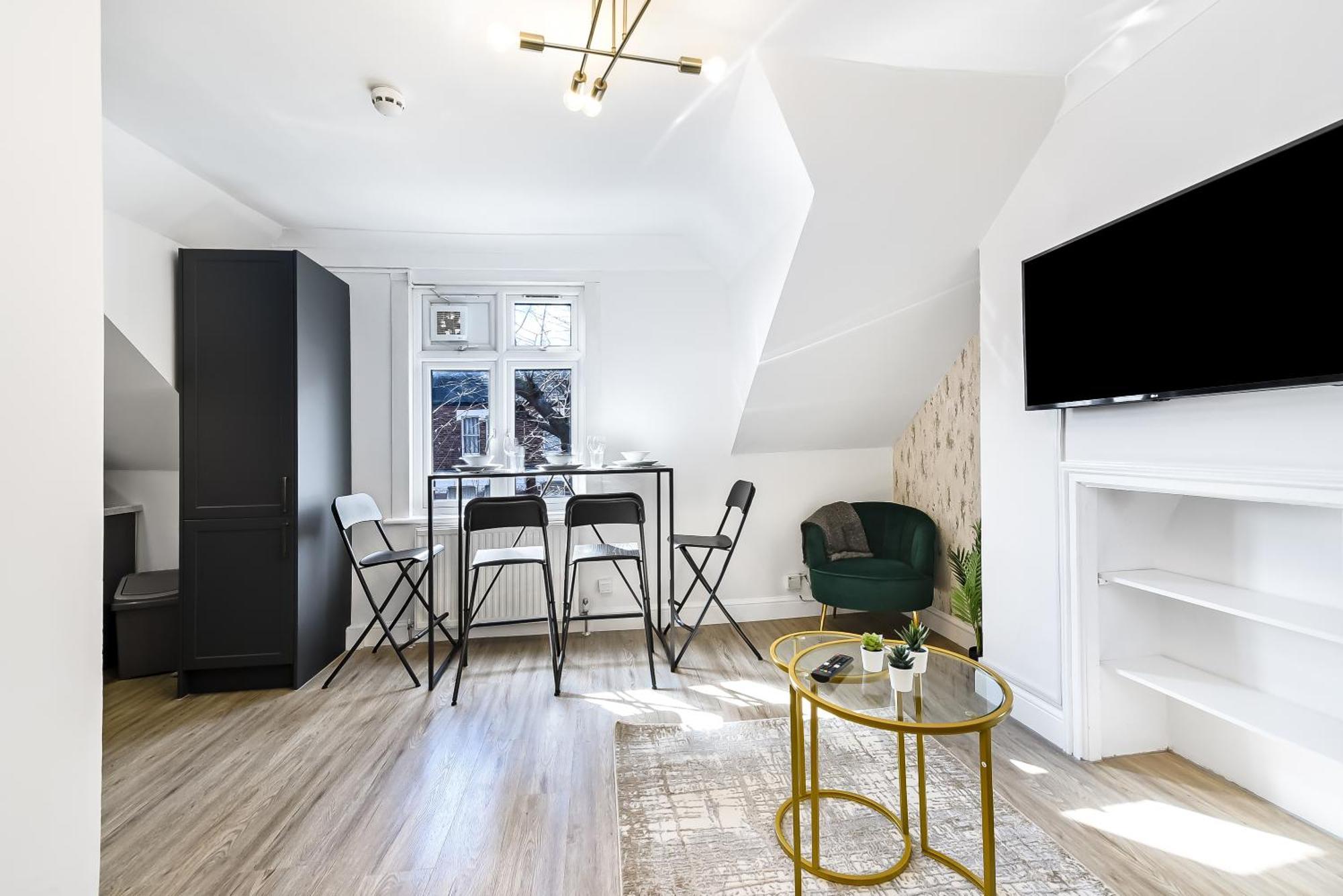 Spacious 2bed In Hampstead Close To Transport London