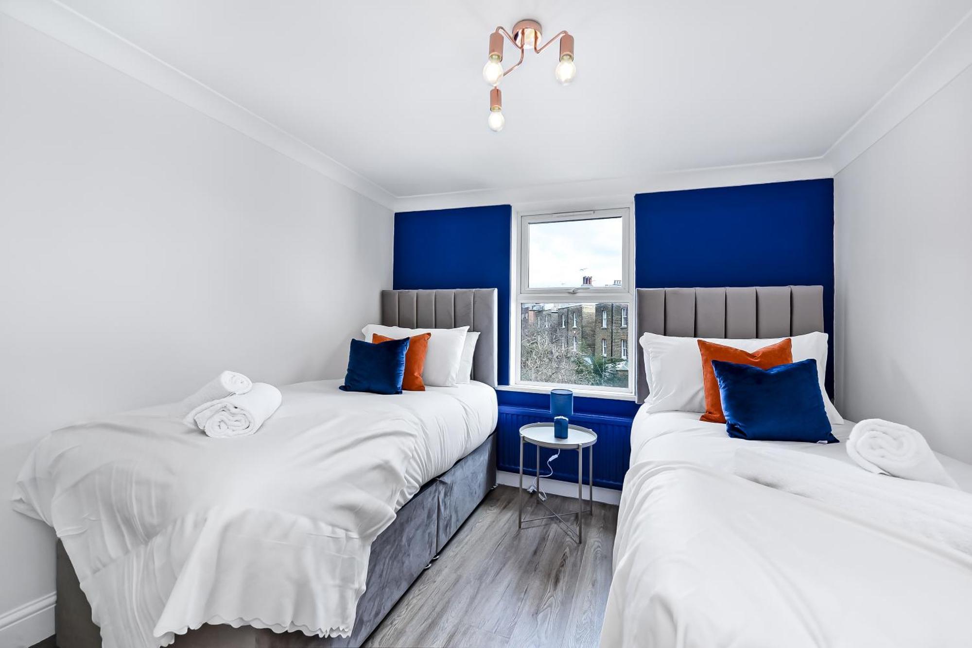 Spacious 2bed In Hampstead Close To Transport