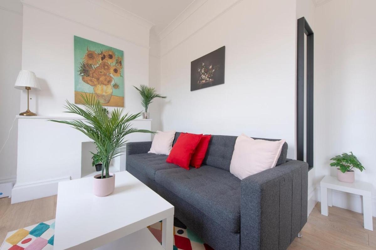 Split-level Spacious Family Appartement Londen