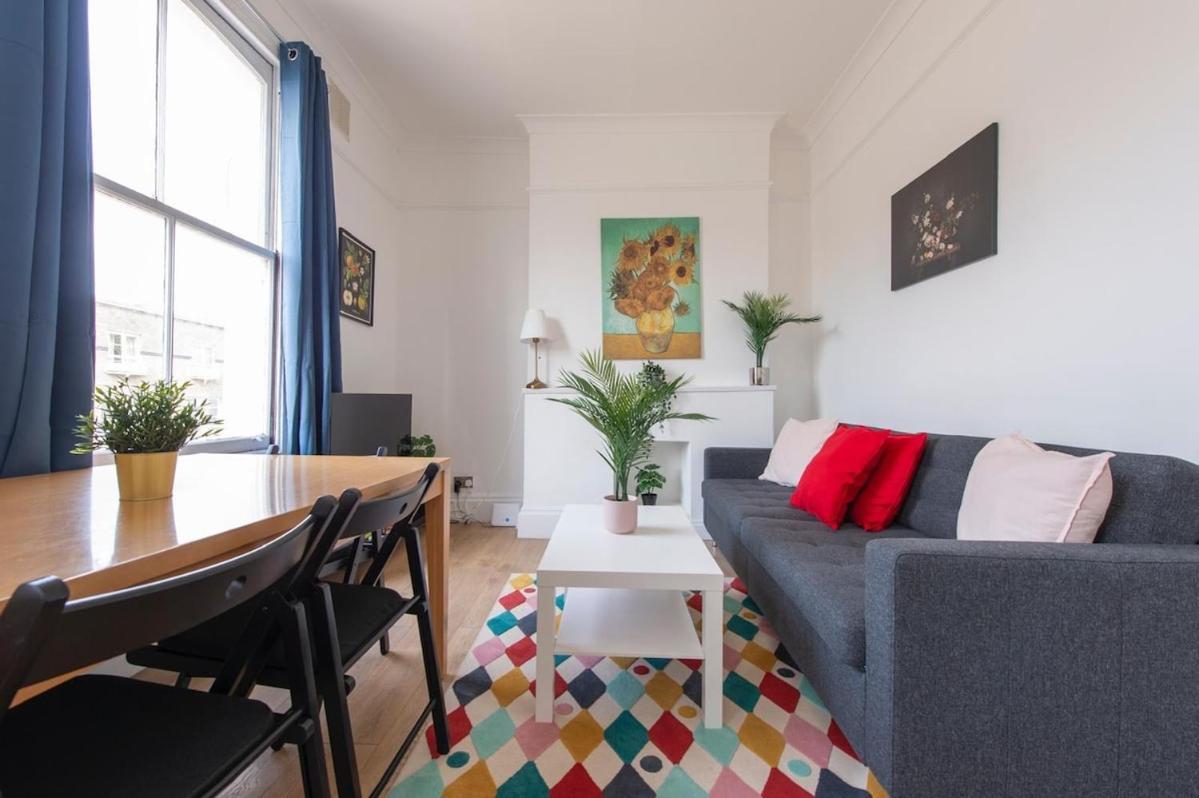 Split-level Spacious Family Londen