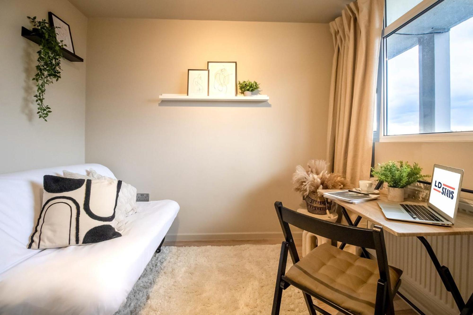 2br Flat King Bed 4 Min To Dlr Easy Access London