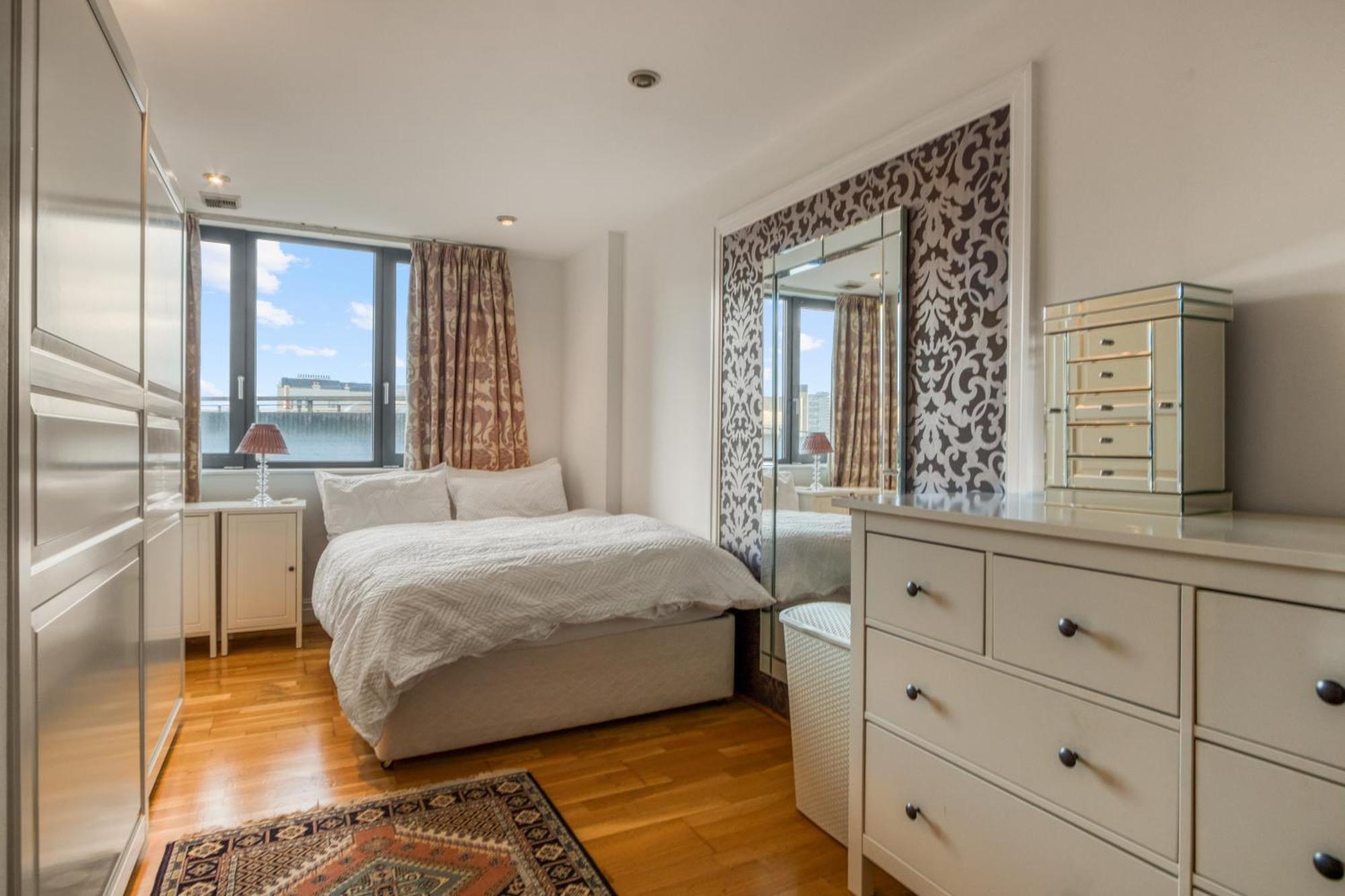 Paddington Spontaneous Side 2br 2ba Appartement *