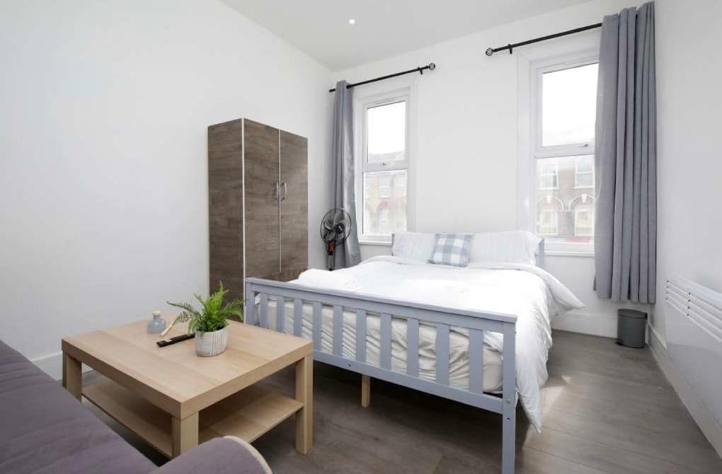 North 2 Bed Luxury Lägenhet *
