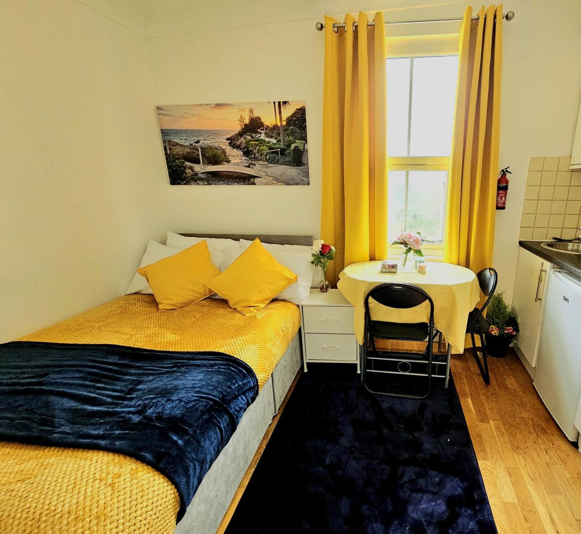 Apartment Elegant Spacious In *