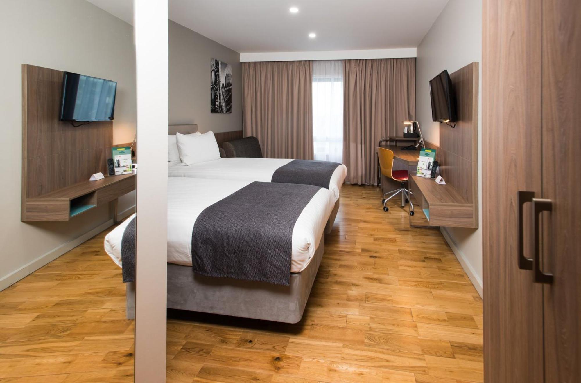 Hotel West By Ihg 4*