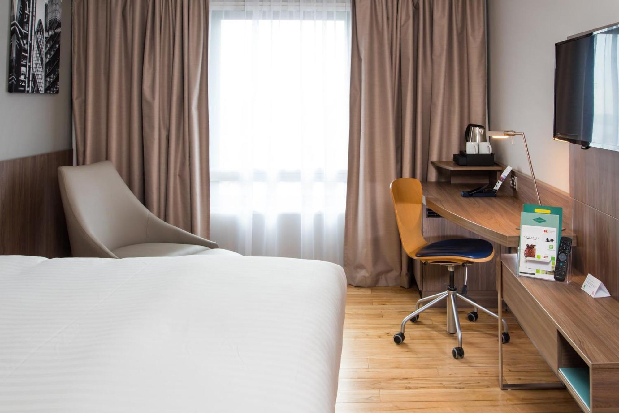 West By Ihg Hotel