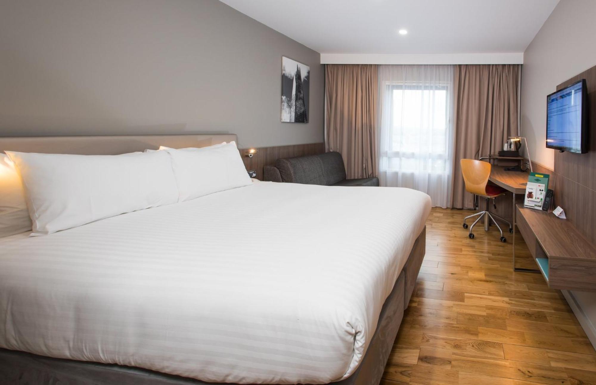 Hotel West By Ihg