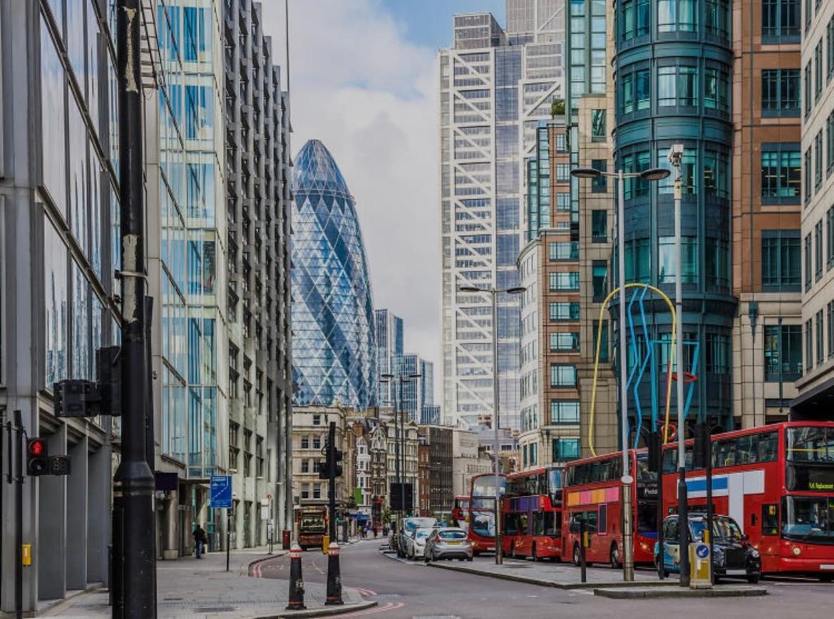 Family In The Heart Of * London