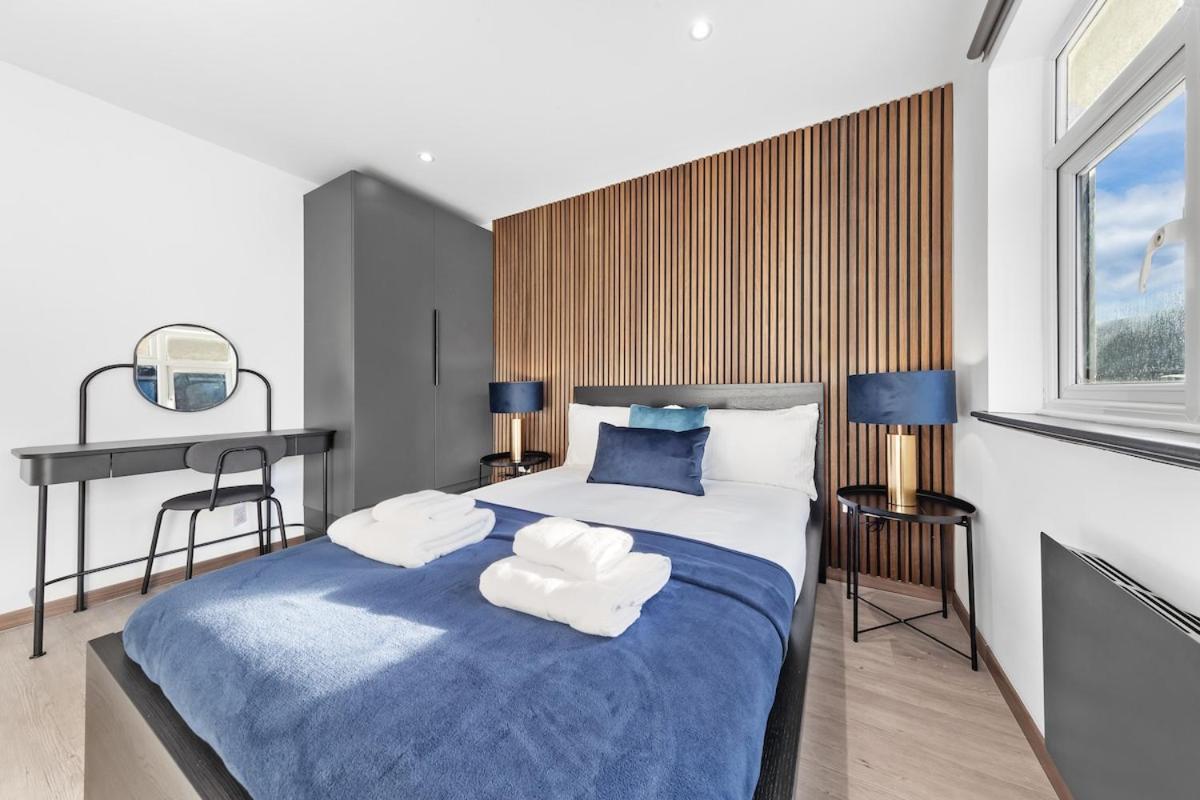 Appartement Modern 1 Bed Flat - Near Station - *