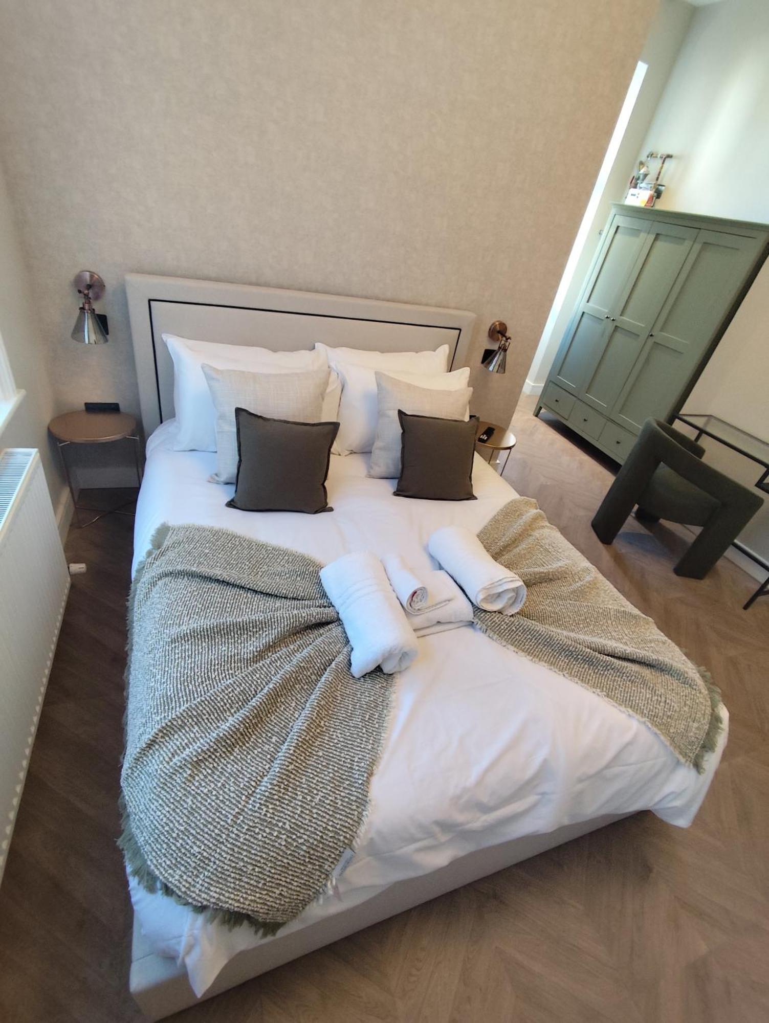 Apartment Luxury Living 3br In Maida Vale *