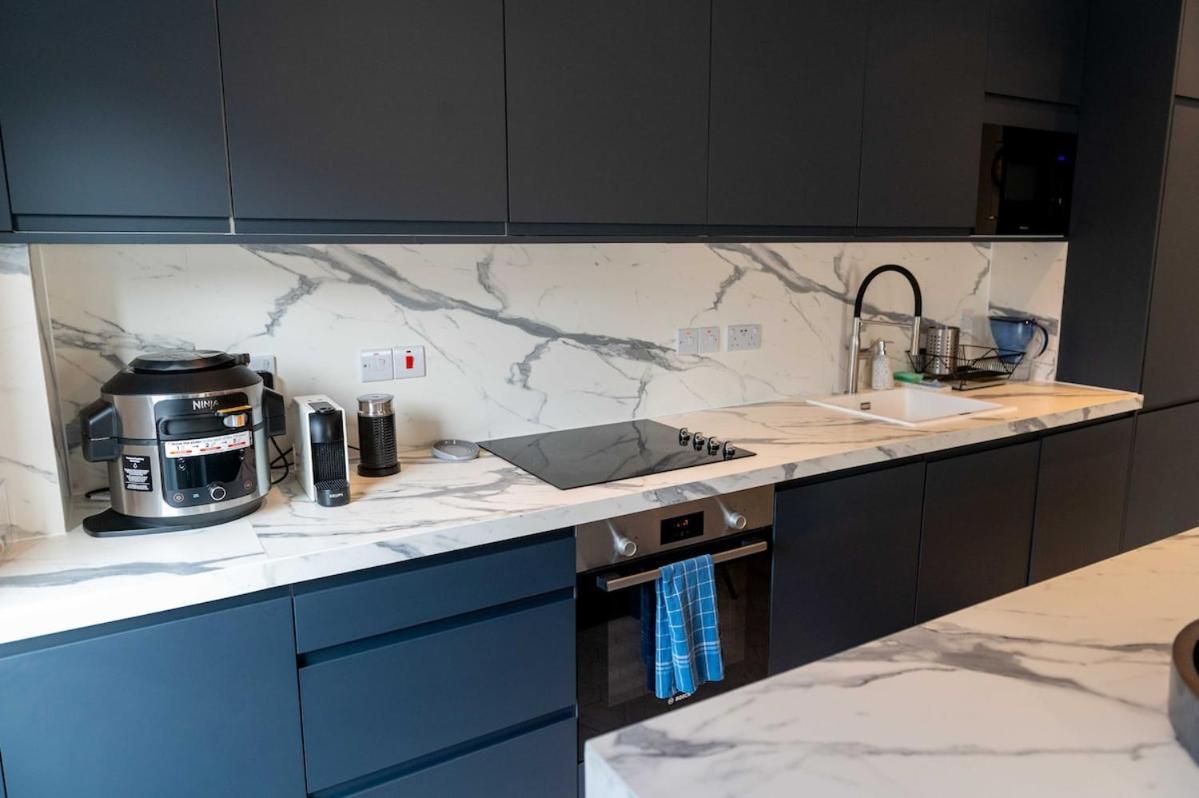 Appartamento Cosy 2-bedroom 2 Bathroom Flat With Free Parking