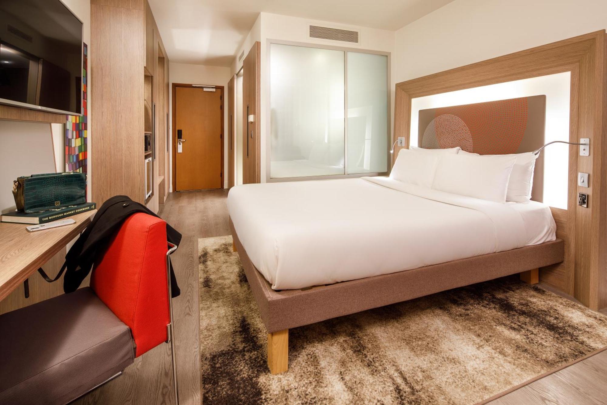 Novotel Bridge Hotel